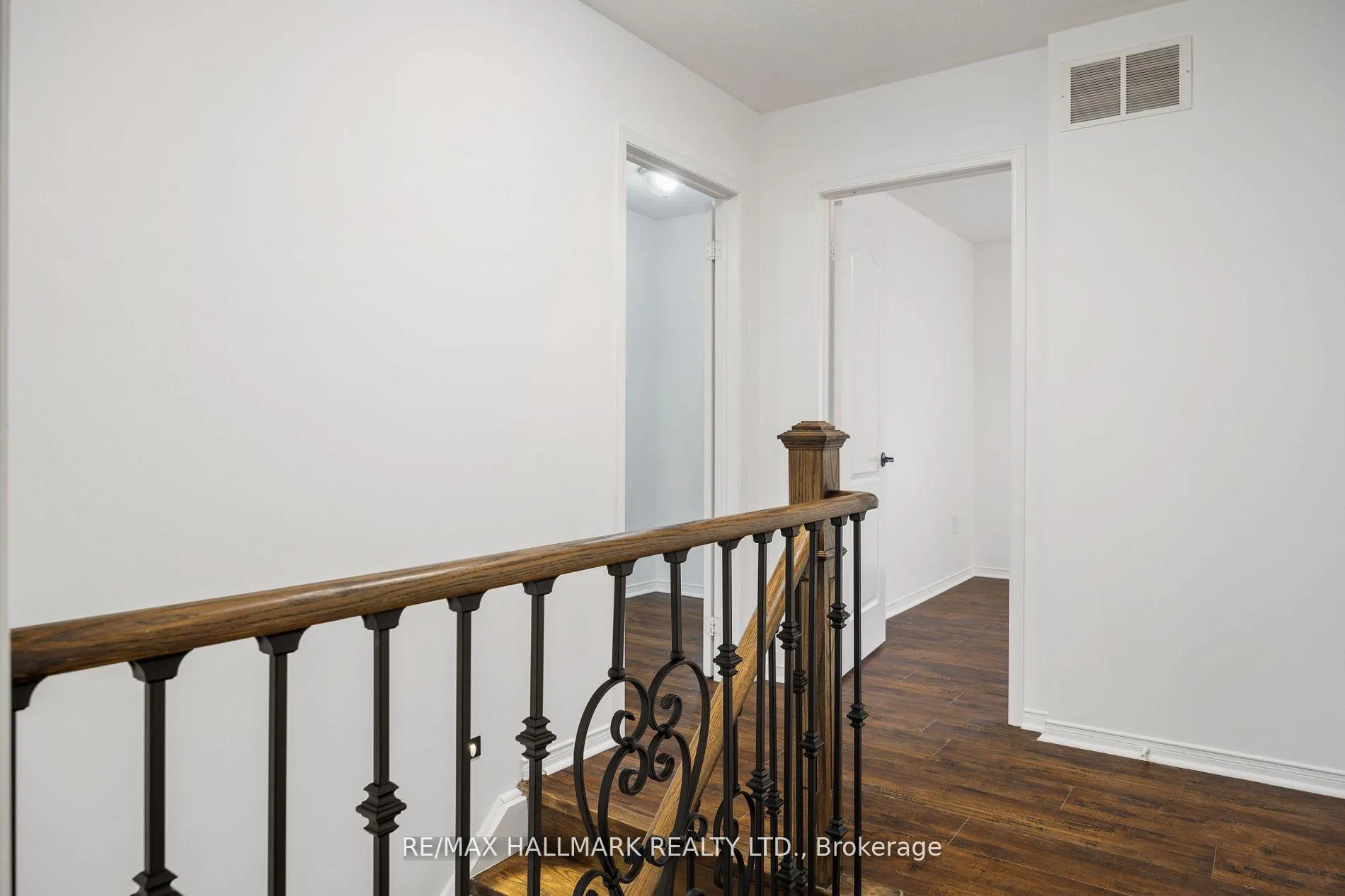 Photo 15 of 83 Matthew Boyd Crescent, Newmarket, Woodland Hill — HOMEH