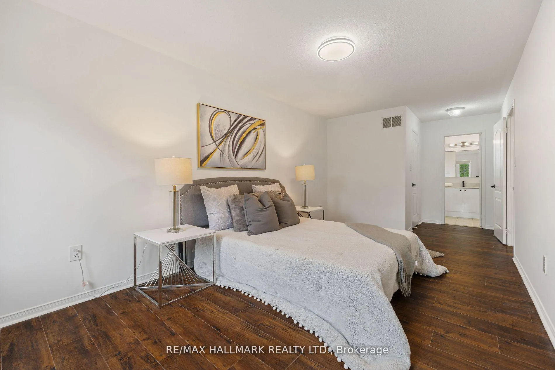 Photo 17 of 83 Matthew Boyd Crescent, Newmarket, Woodland Hill — HOMEH