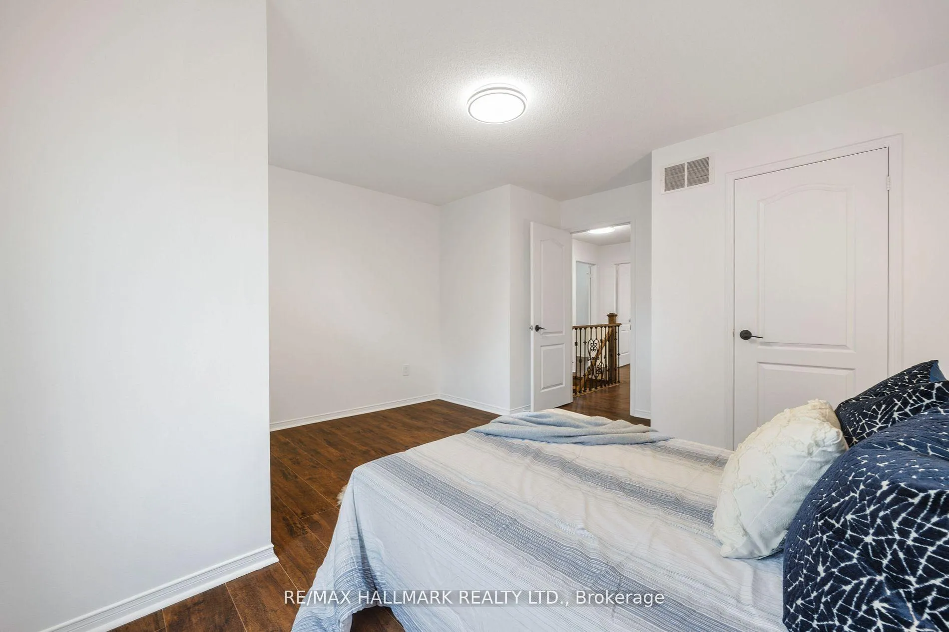 Photo 23 of 83 Matthew Boyd Crescent, Newmarket, Woodland Hill — HOMEH