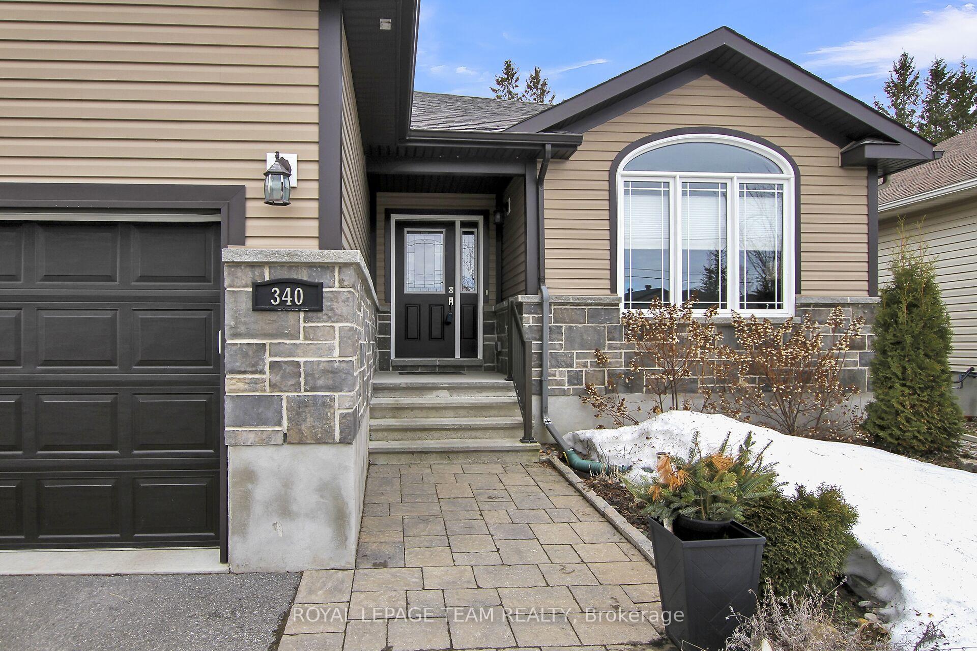 Photo 2 of 340 Pinehill Road, North Grenville, Kemptville — HOMEH