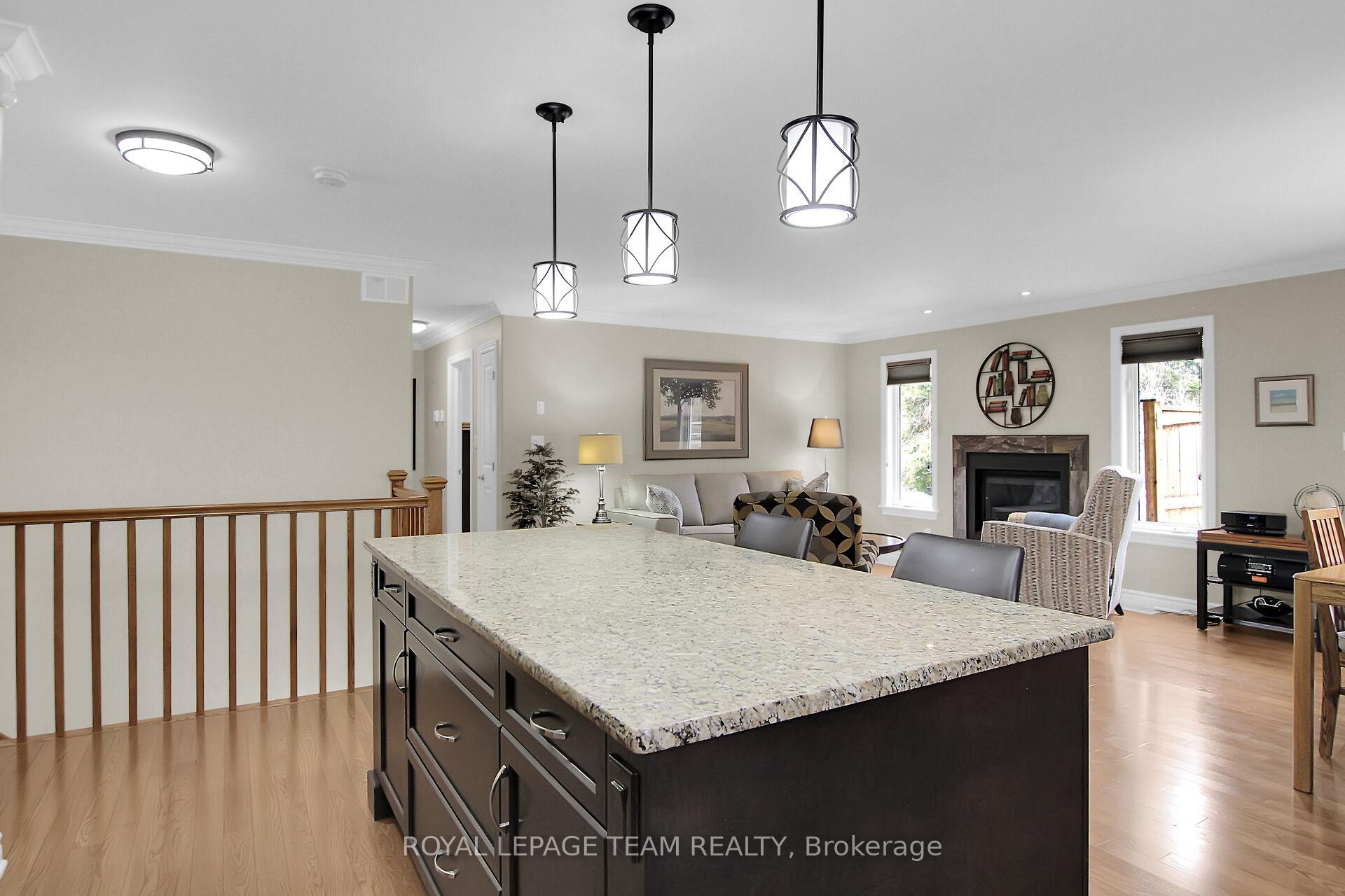 Photo 17 of 340 Pinehill Road, North Grenville, Kemptville — HOMEH
