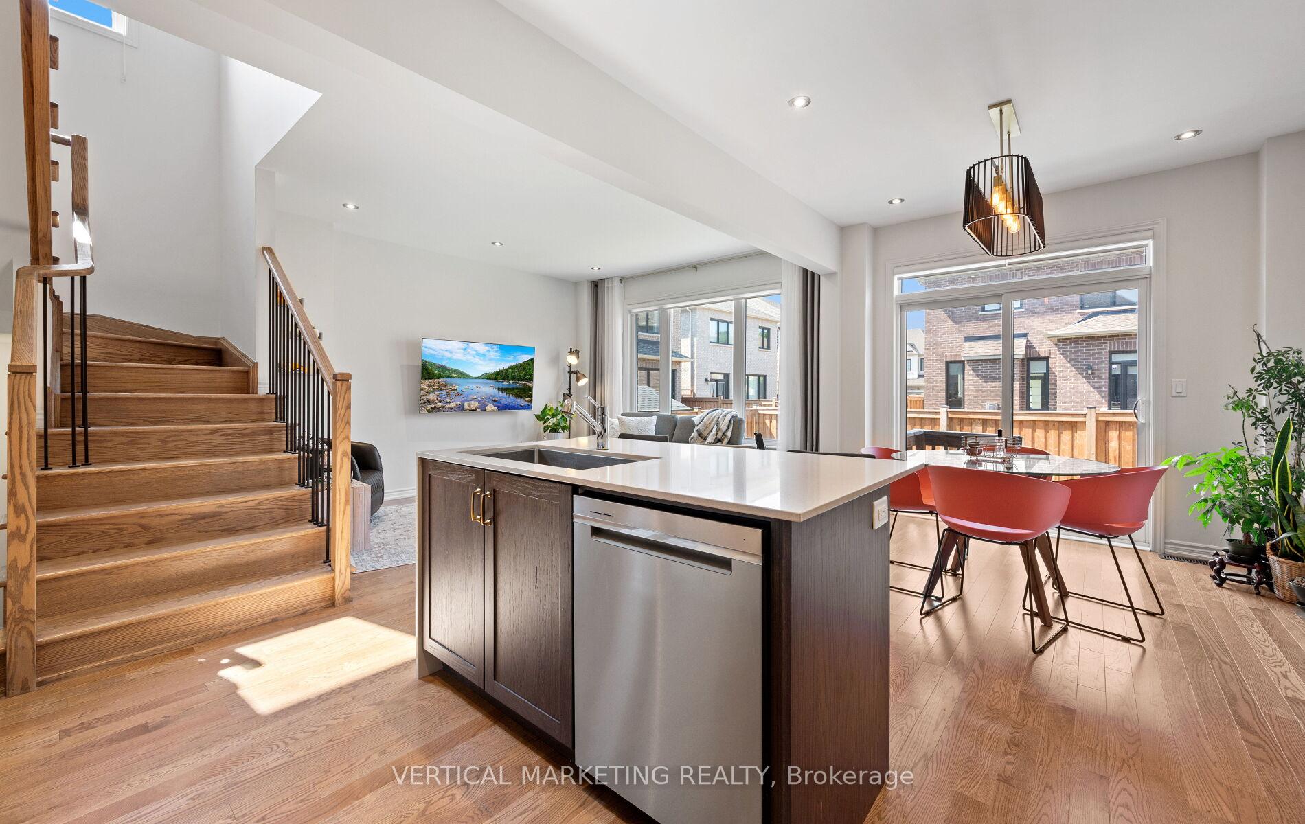 Photo 26 of 1574 Kovachik Boulevard N, Milton, Walker — HOMEH