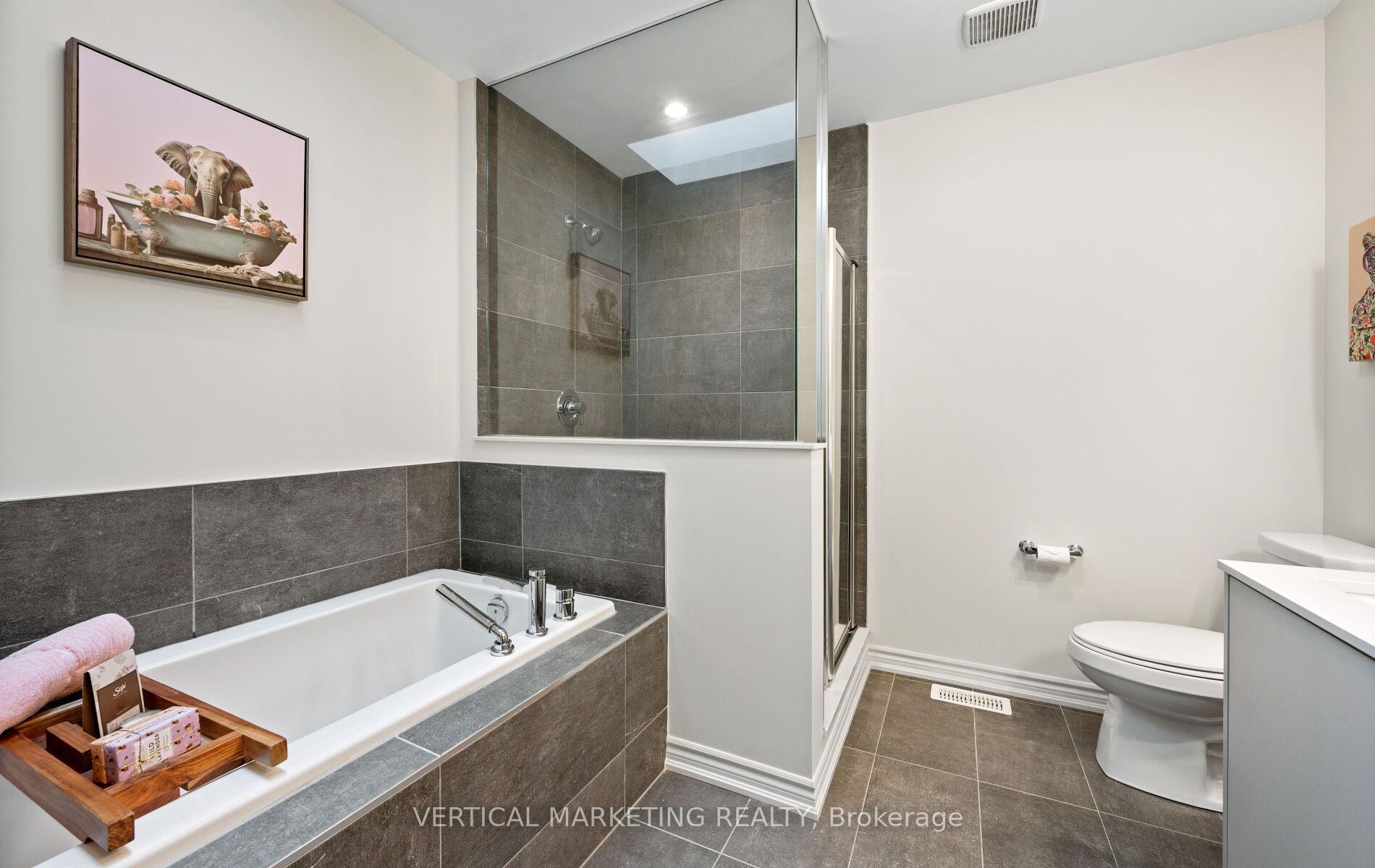 Photo 24 of 1574 Kovachik Boulevard N, Milton, Walker — HOMEH