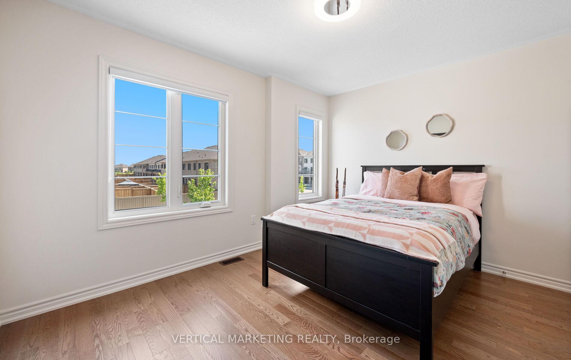 Photo 14 of 1574 Kovachik Boulevard N, Milton, Walker — HOMEH