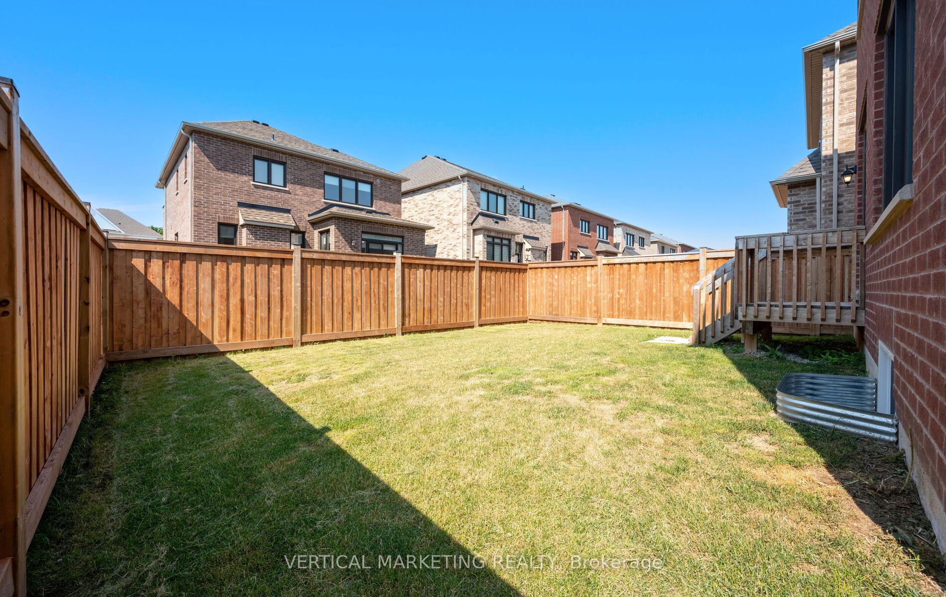 Photo 18 of 1574 Kovachik Boulevard N, Milton, Walker — HOMEH