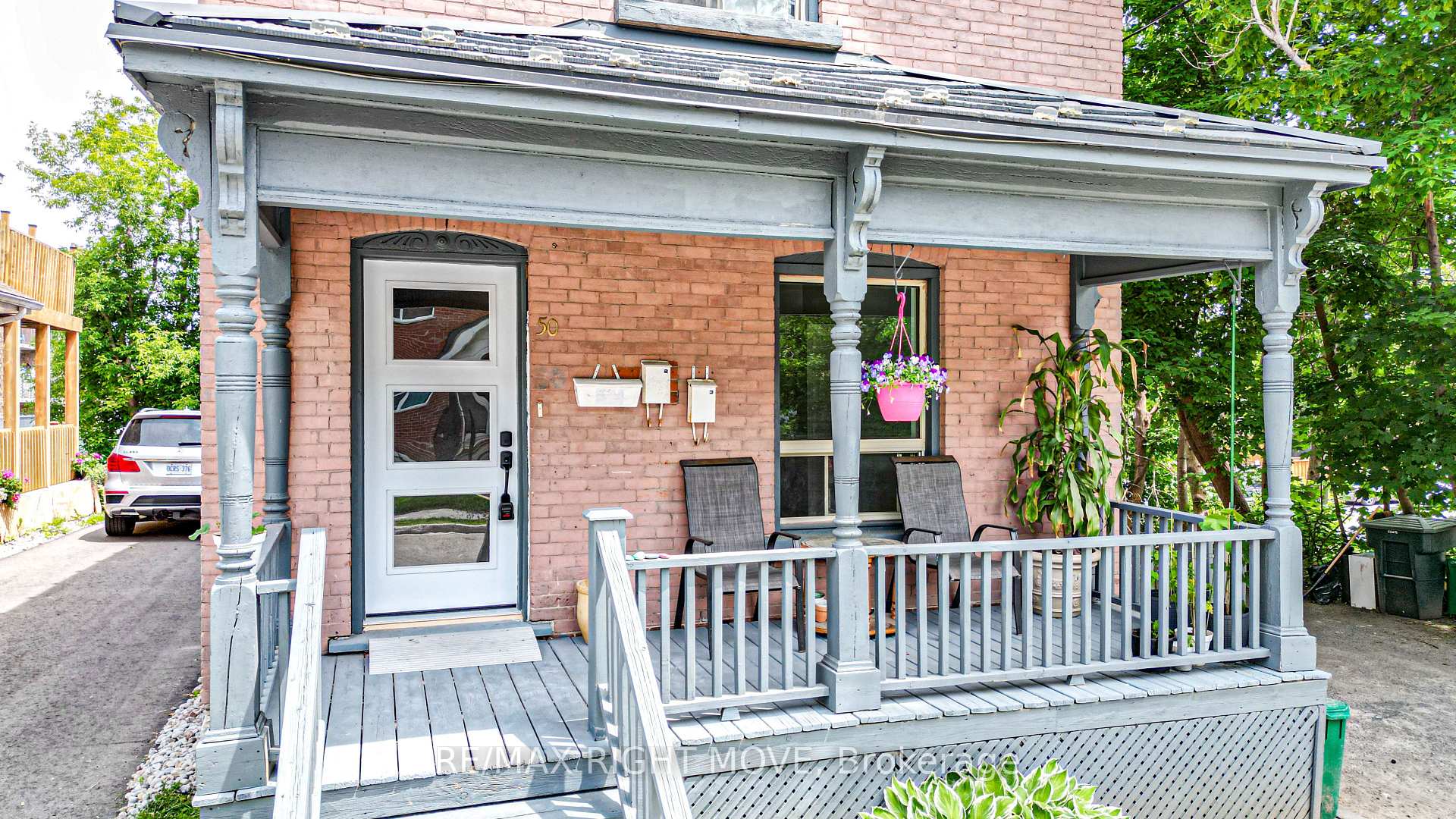 Photo 6 of 50 Albert Street N, Orillia — HOMEH