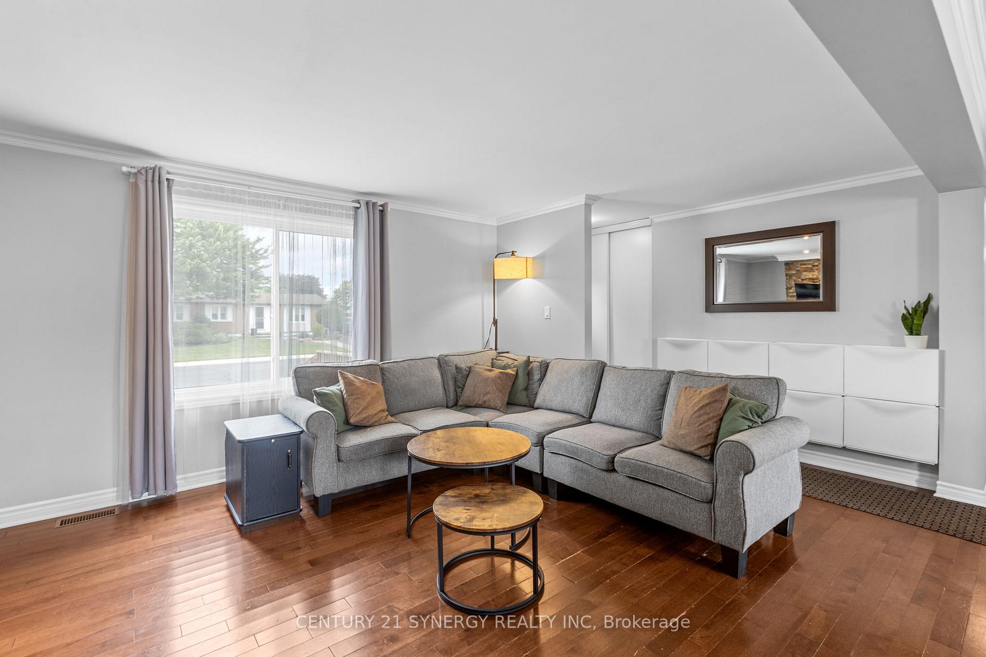Photo 8 of 356 Amiens Street, Ottawa, Bilberry Creek/Queenswood Heights — HOMEH