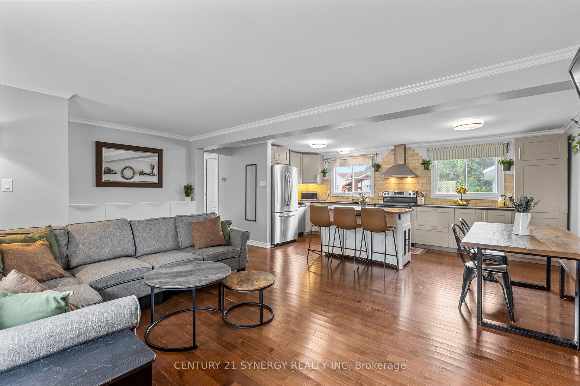 Photo 9 of 356 Amiens Street, Ottawa, Bilberry Creek/Queenswood Heights — HOMEH