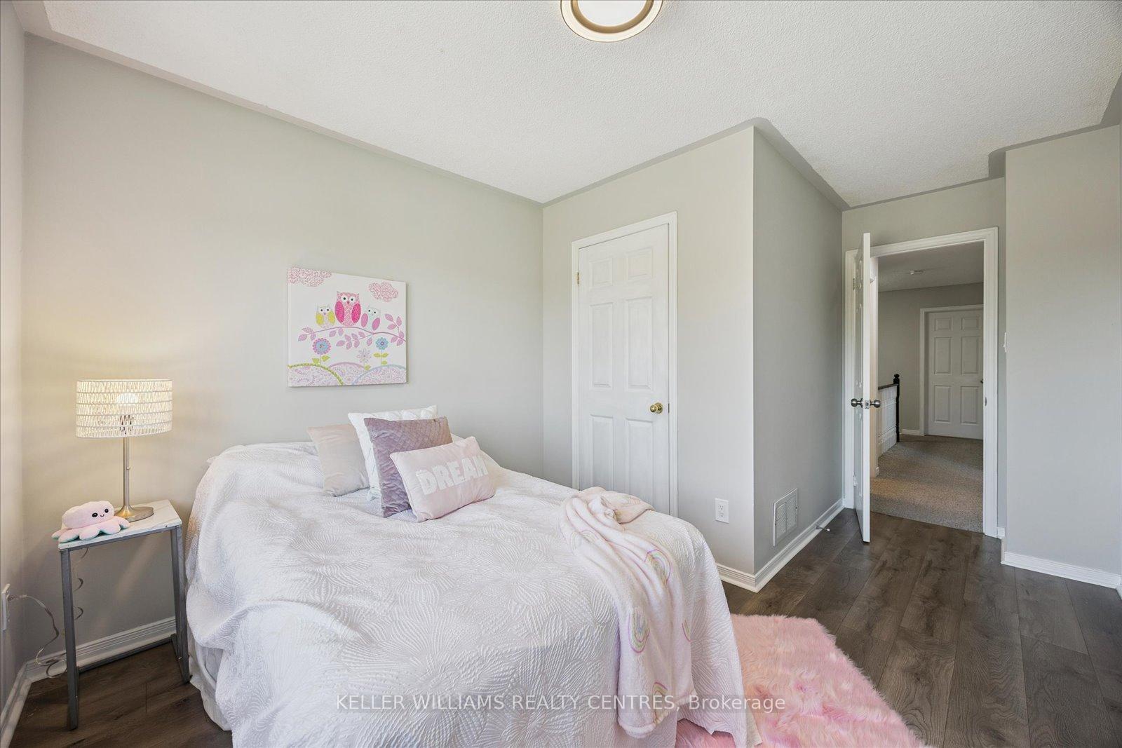 Photo 27 of 697 Walpole Crescent, Newmarket, Stonehaven-Wyndham — HOMEH