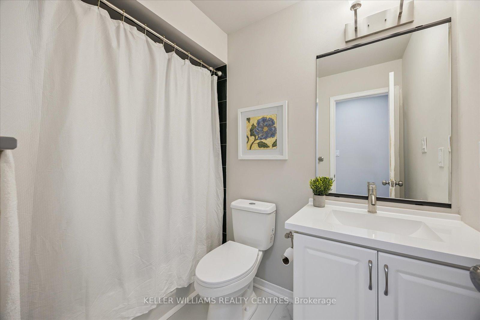 Photo 28 of 697 Walpole Crescent, Newmarket, Stonehaven-Wyndham — HOMEH