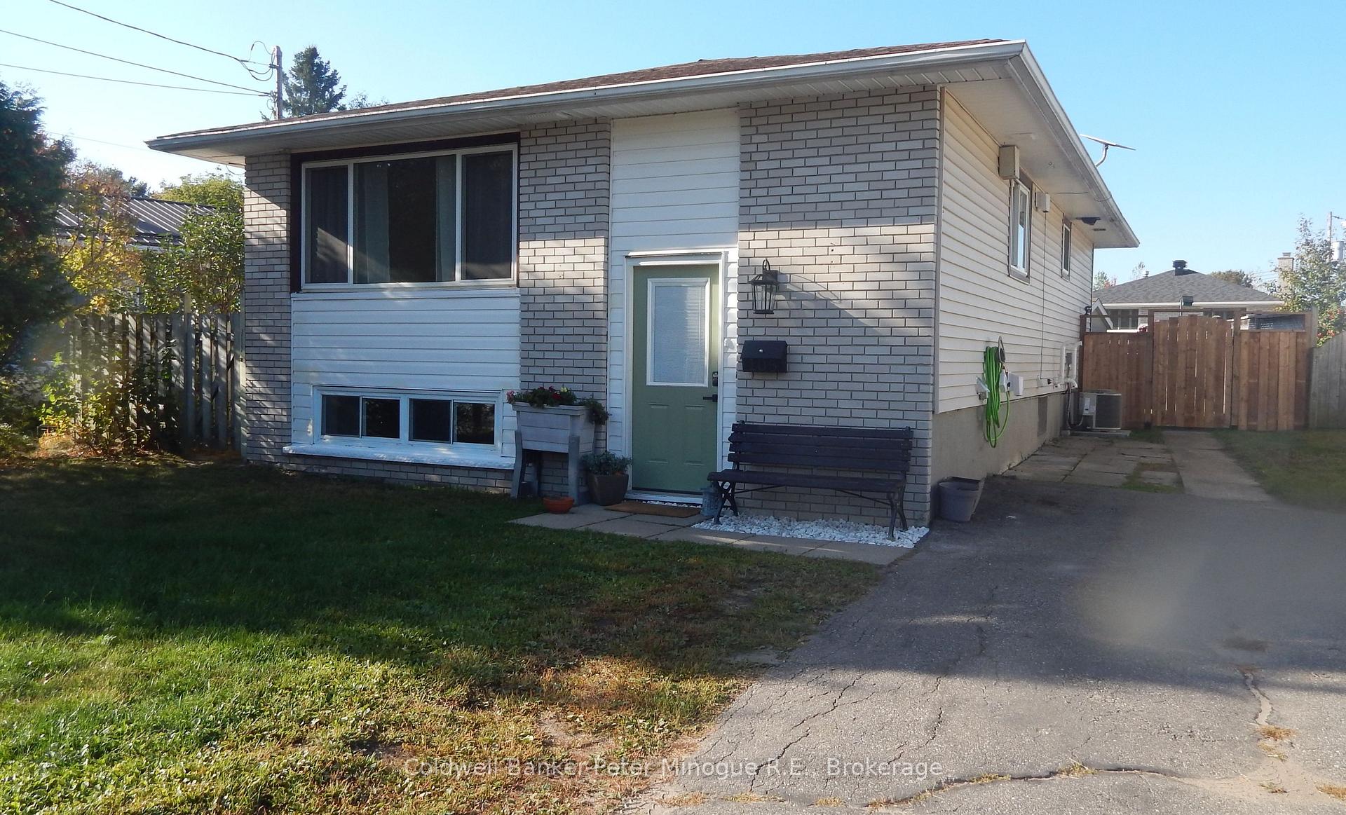 Photo 1 of 105 Strathcona Drive, North Bay, Ferris — HOMEH