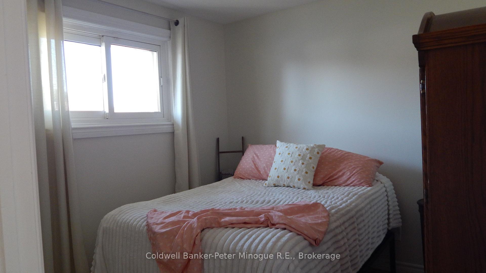 Photo 14 of 105 Strathcona Drive, North Bay, Ferris — HOMEH