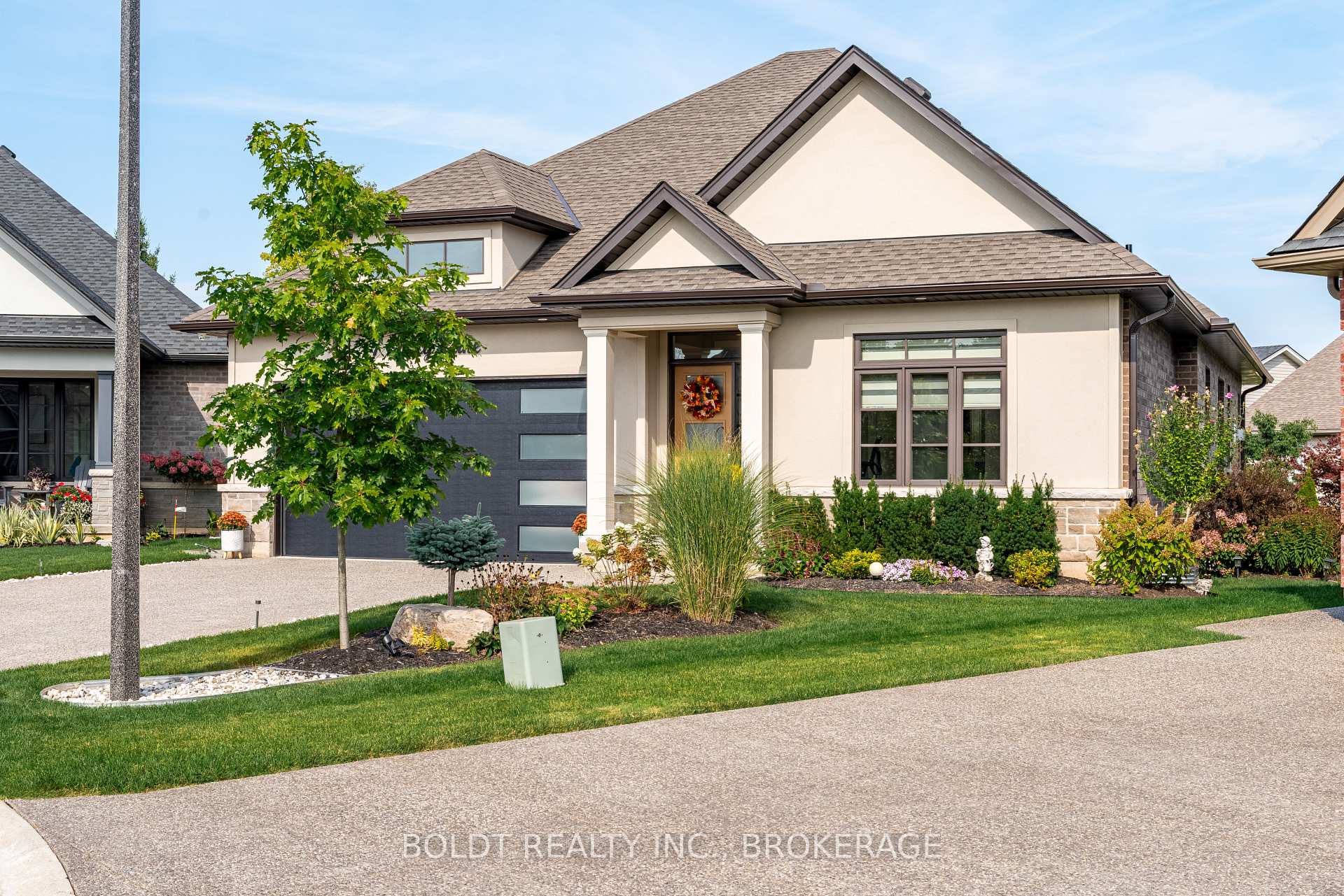 Photo 4 of 7 Emily Lane, Pelham, Fonthill — HOMEH