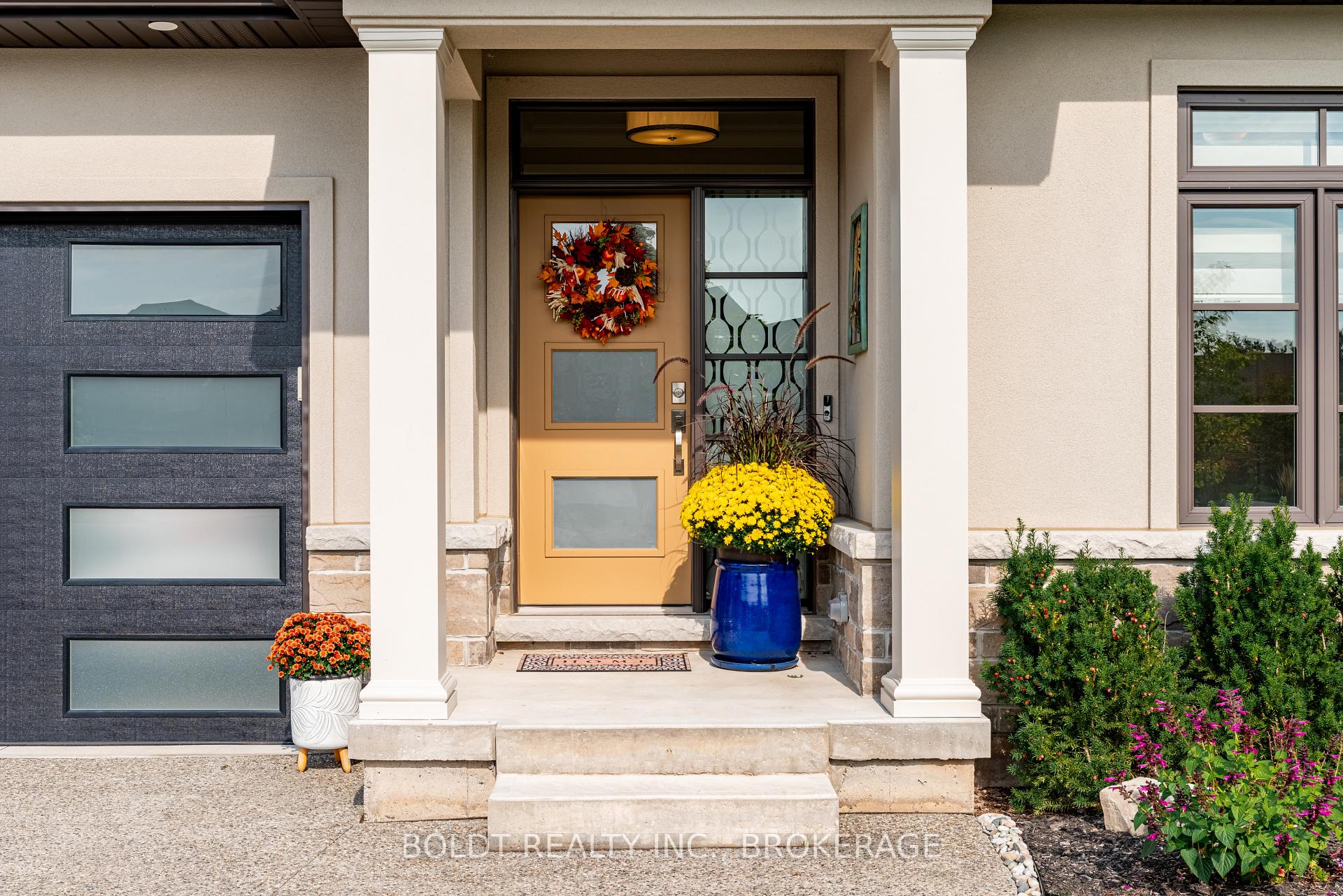 Photo 5 of 7 Emily Lane, Pelham, Fonthill — HOMEH
