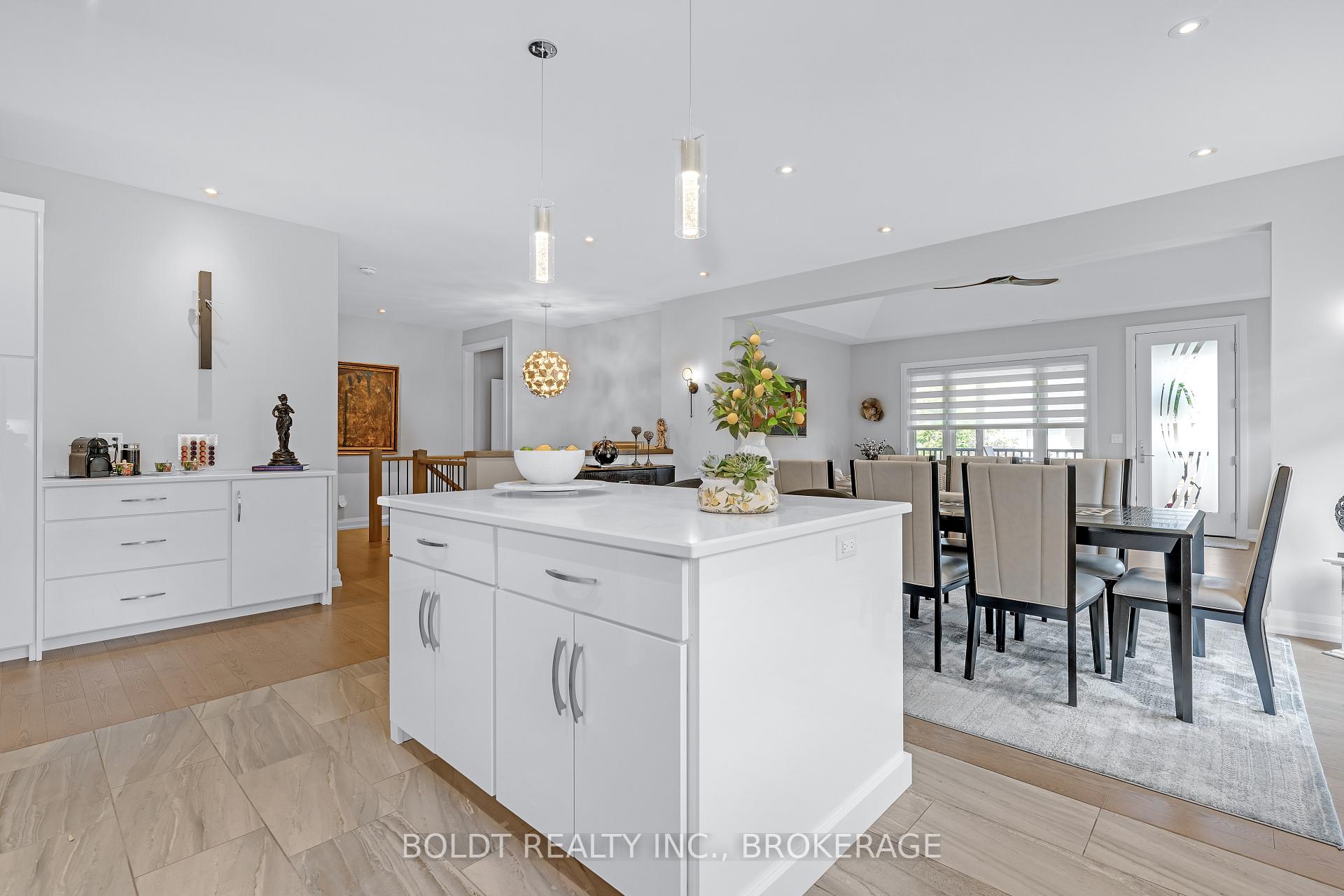 Photo 22 of 7 Emily Lane, Pelham, Fonthill — HOMEH