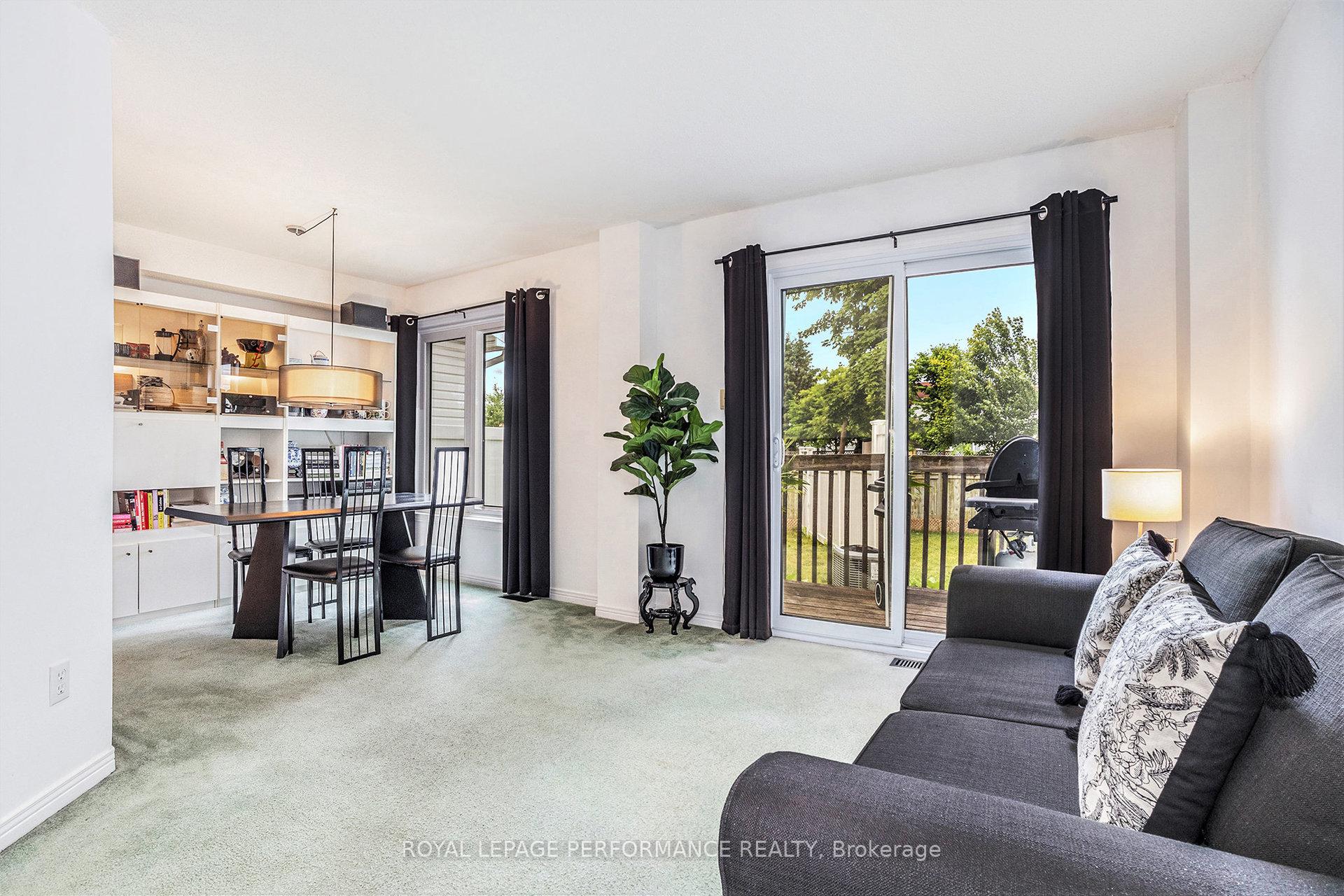 Photo 3 of 1512 Launay Avenue, Ottawa, Fallingbrook/Pineridge — HOMEH