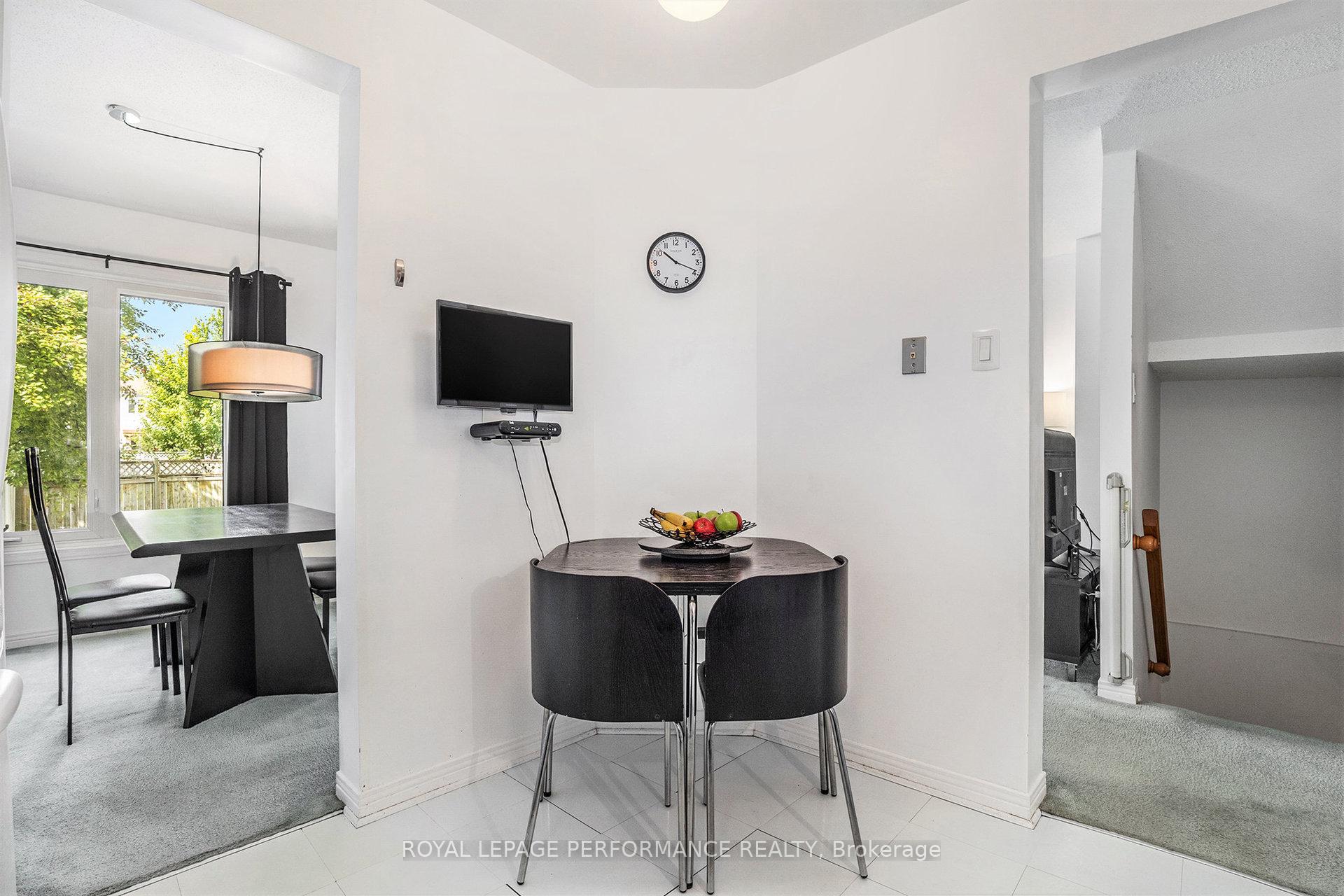 Photo 13 of 1512 Launay Avenue, Ottawa, Fallingbrook/Pineridge — HOMEH