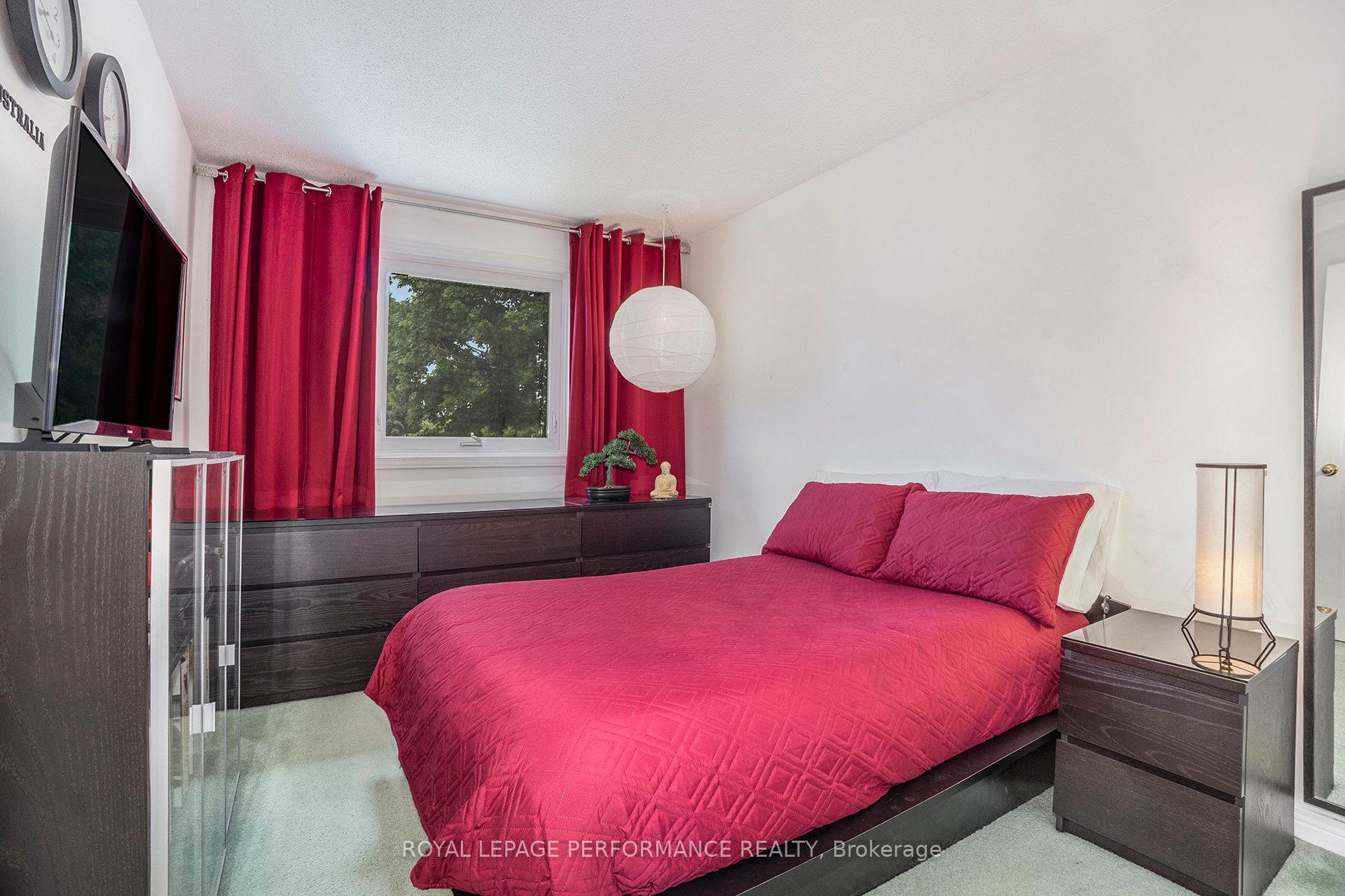 Photo 19 of 1512 Launay Avenue, Ottawa, Fallingbrook/Pineridge — HOMEH