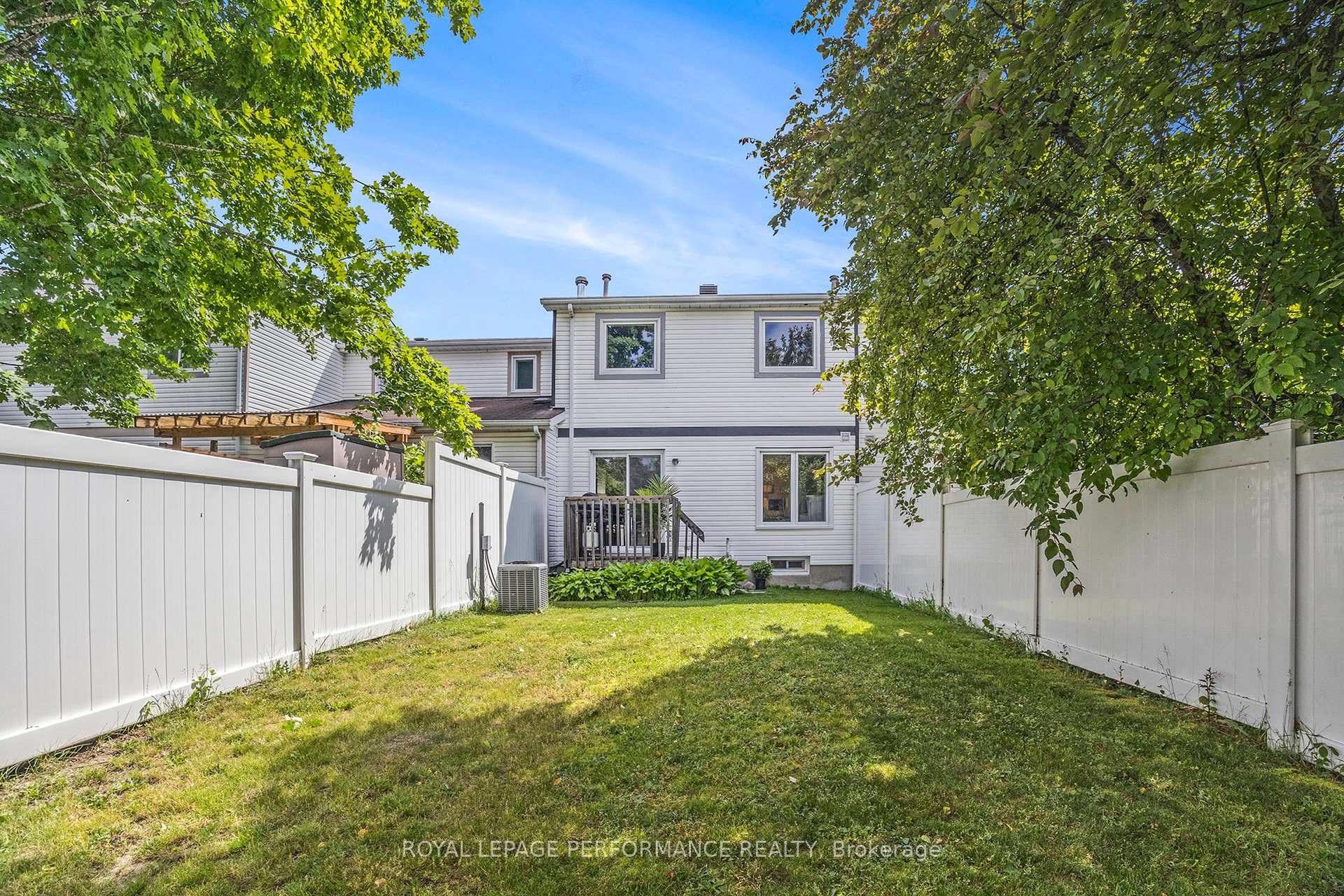 Photo 28 of 1512 Launay Avenue, Ottawa, Fallingbrook/Pineridge — HOMEH