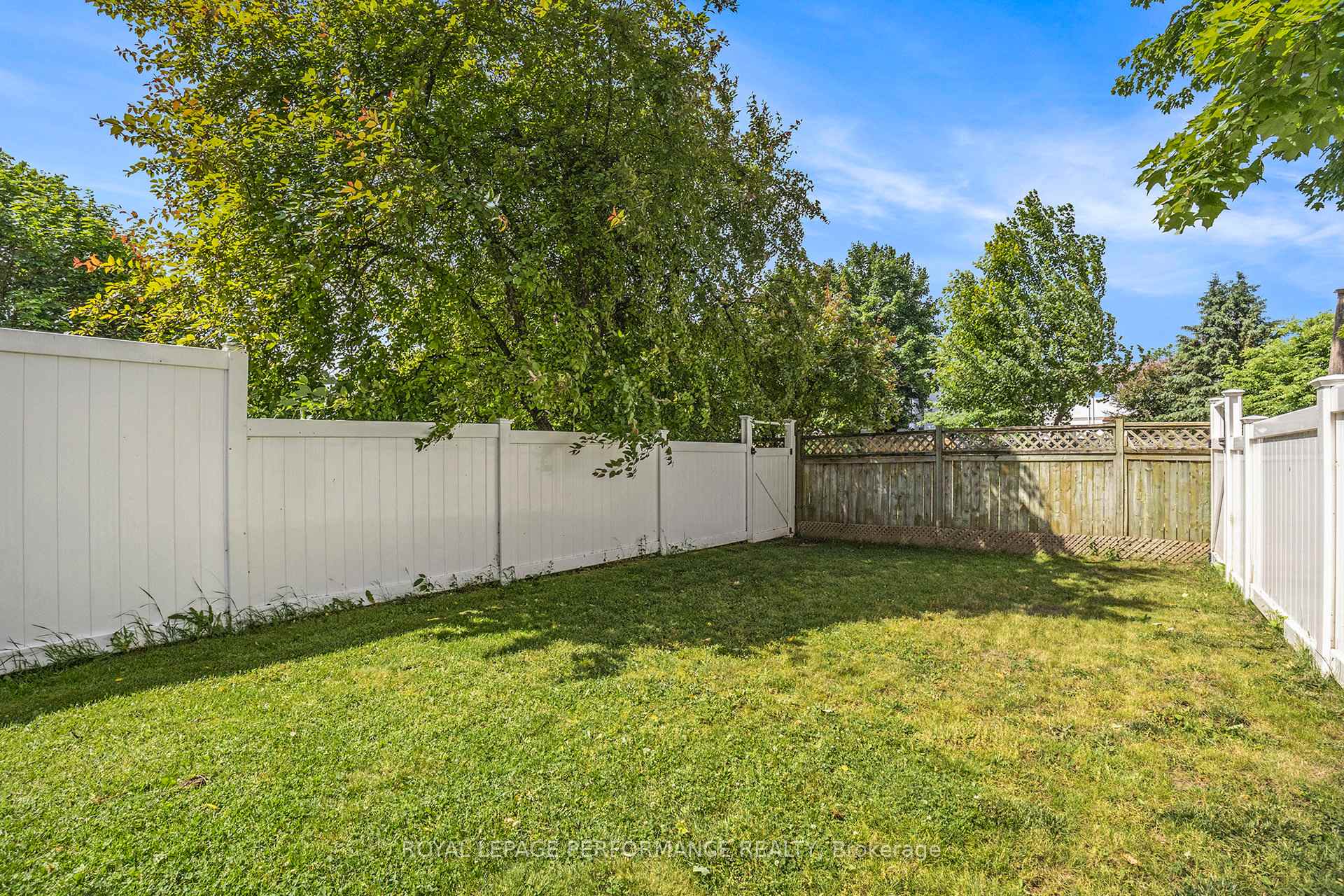 Photo 30 of 1512 Launay Avenue, Ottawa, Fallingbrook/Pineridge — HOMEH