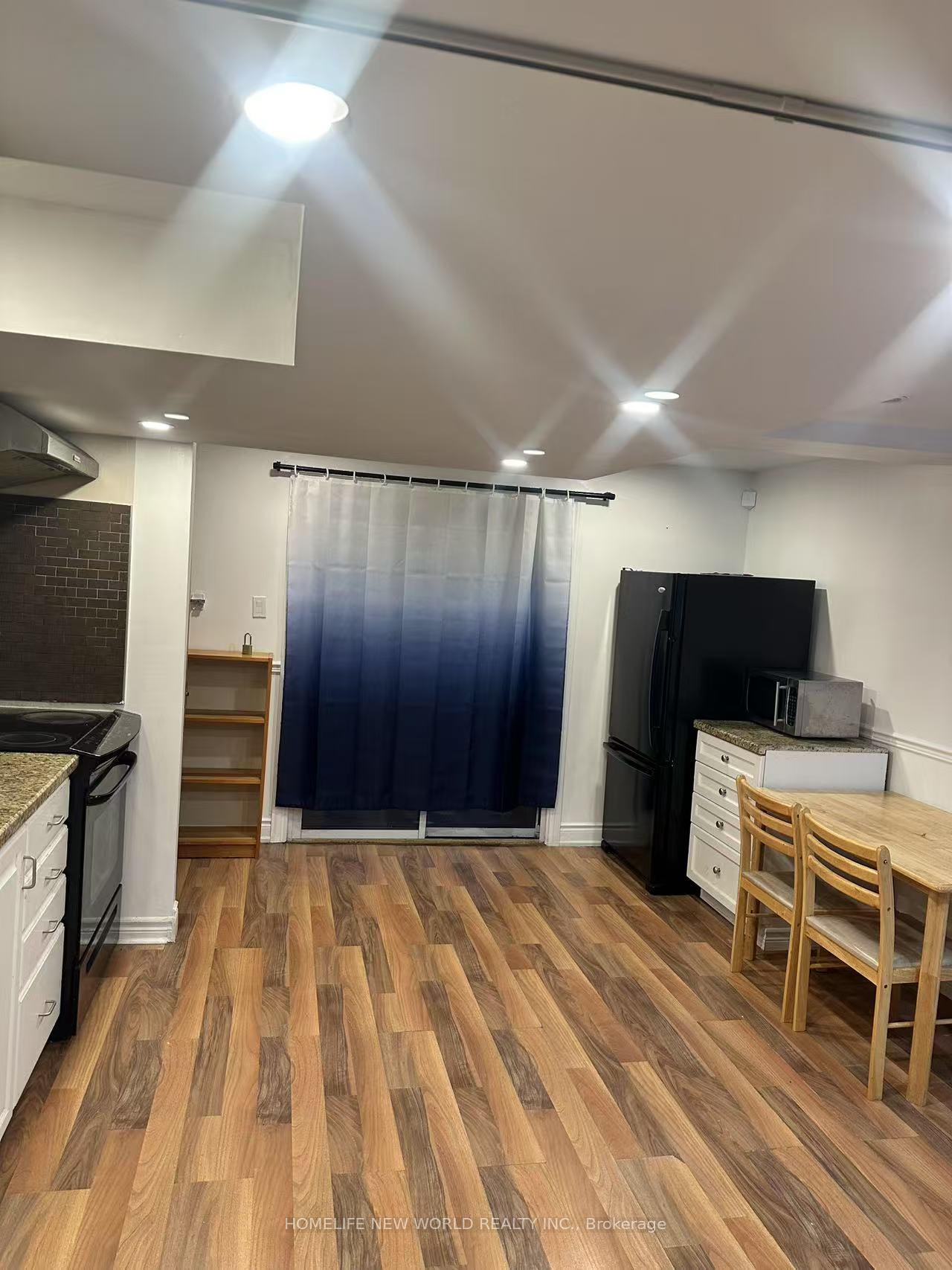Photo 12 of Unit Basement, 175 Knapton Drive, Newmarket, Woodland Hill — HOMEH