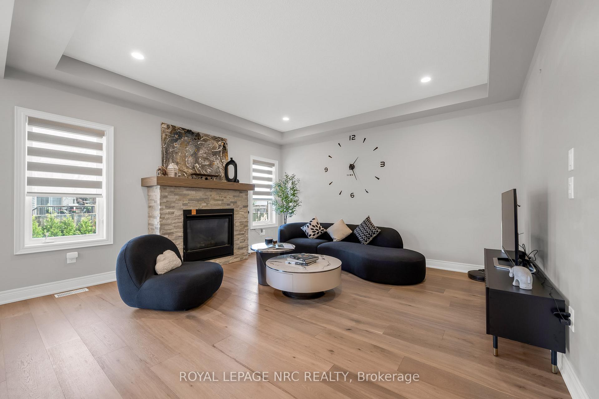 Photo 7 of 29 Abbott Place, Pelham, Fonthill — HOMEH
