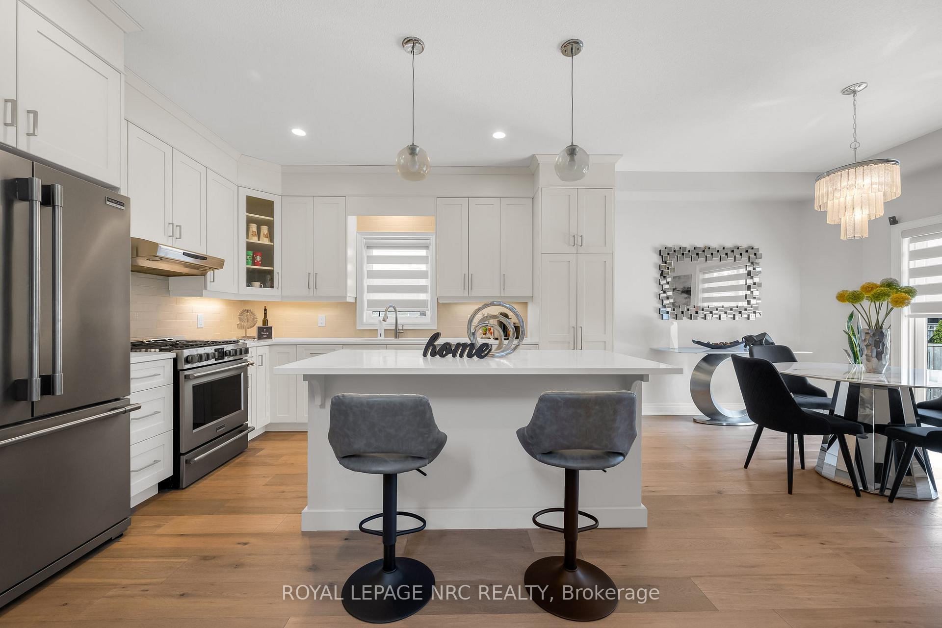 Photo 11 of 29 Abbott Place, Pelham, Fonthill — HOMEH