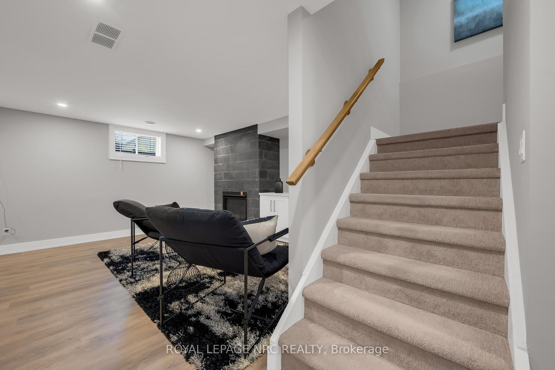 Photo 27 of 29 Abbott Place, Pelham, Fonthill — HOMEH
