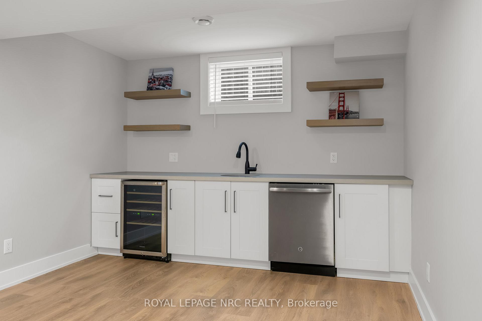 Photo 29 of 29 Abbott Place, Pelham, Fonthill — HOMEH