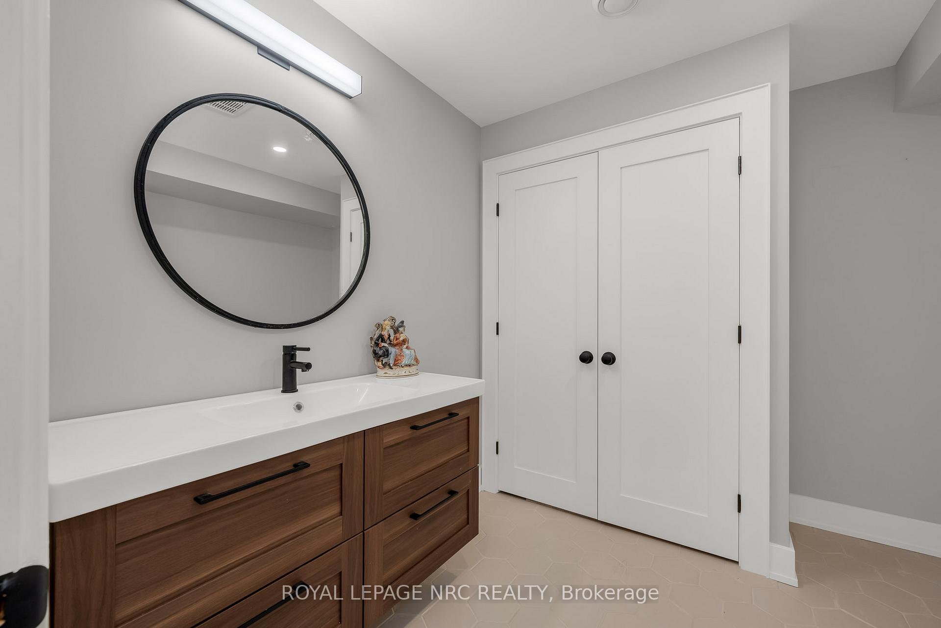 Photo 30 of 29 Abbott Place, Pelham, Fonthill — HOMEH