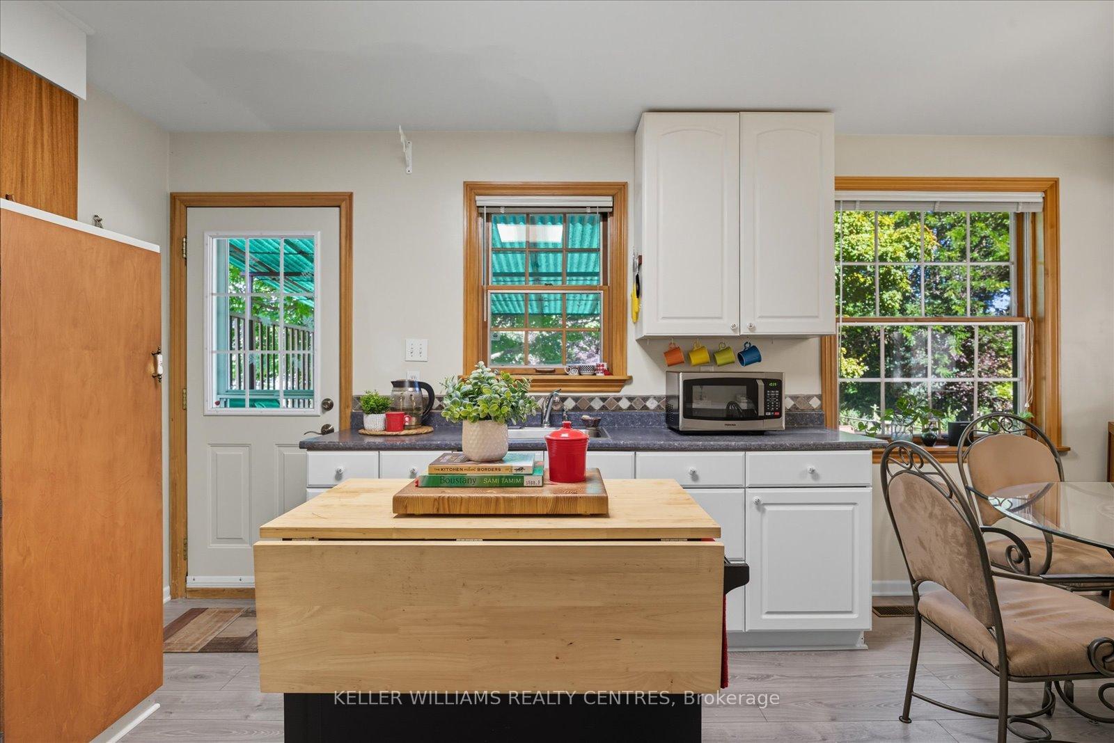 Photo 9 of 111 Lewis Drive, Newmarket, Central Newmarket — HOMEH