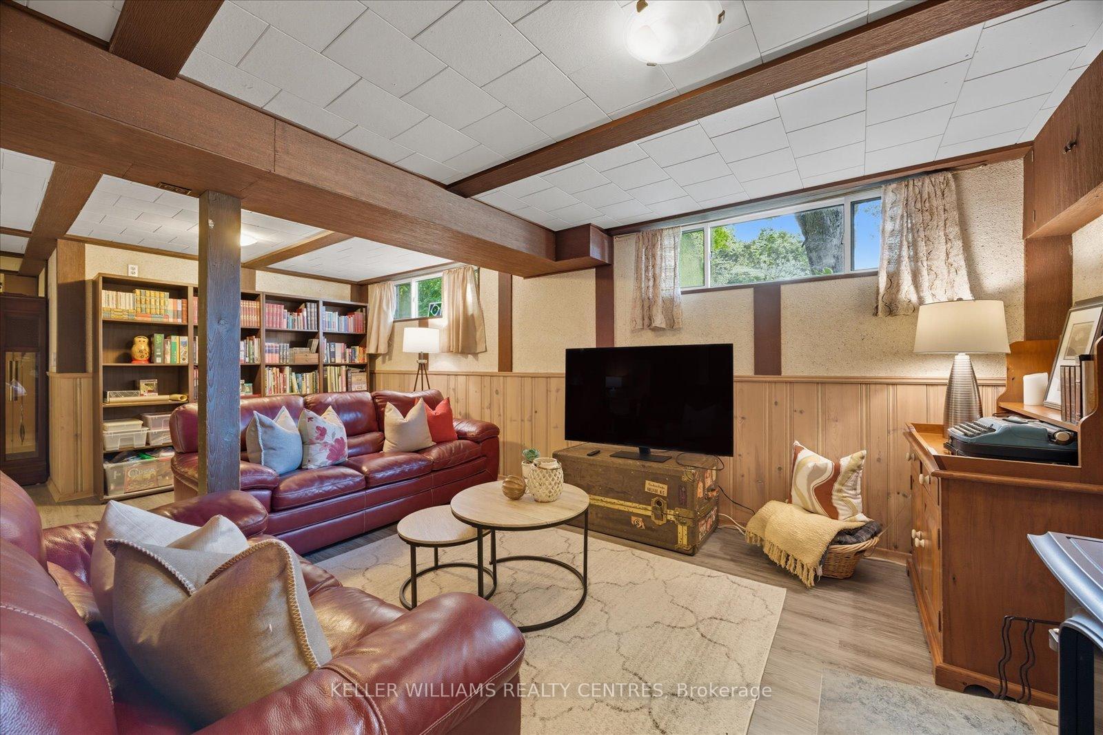 Photo 18 of 111 Lewis Drive, Newmarket, Central Newmarket — HOMEH