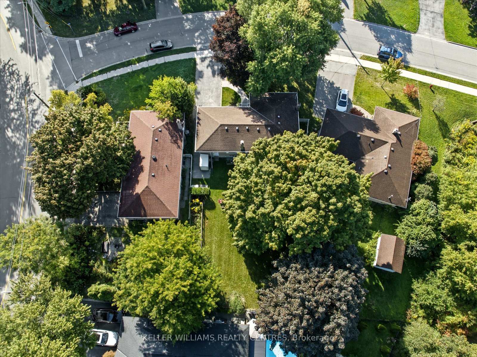 Photo 28 of 111 Lewis Drive, Newmarket, Central Newmarket — HOMEH