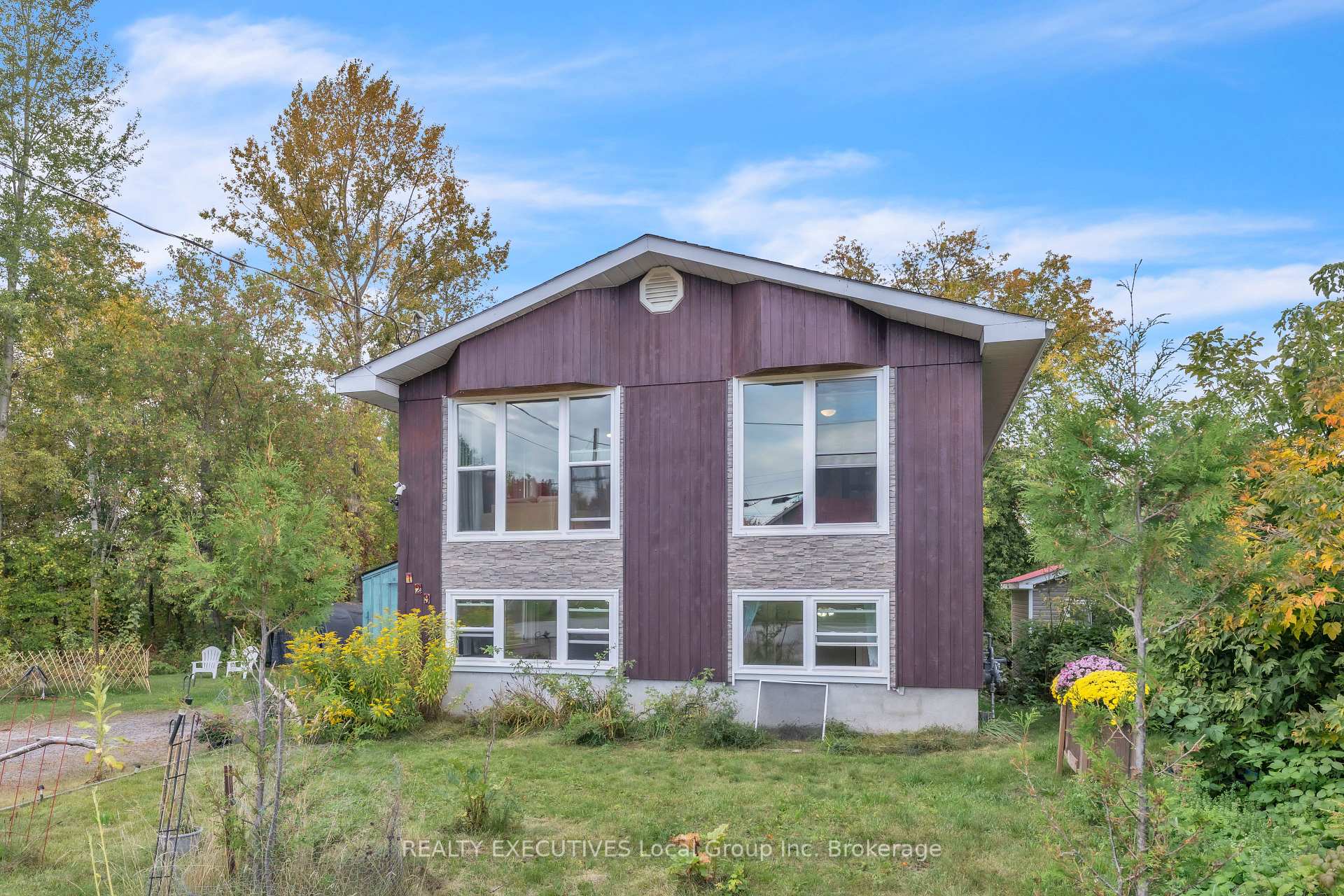 Photo 1 of 729 Laurier Avenue, North Bay, Central — HOMEH