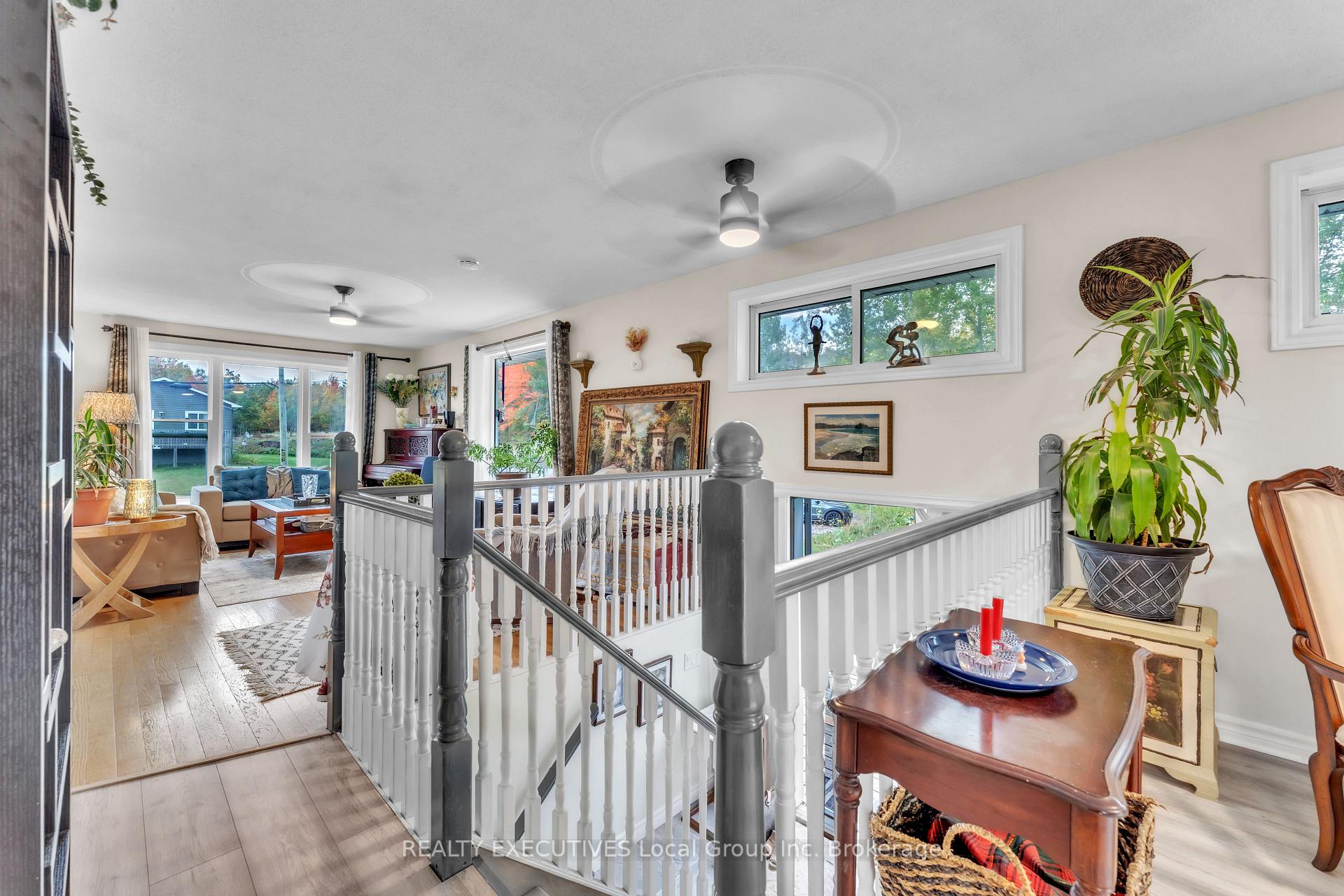 Photo 5 of 729 Laurier Avenue, North Bay, Central — HOMEH