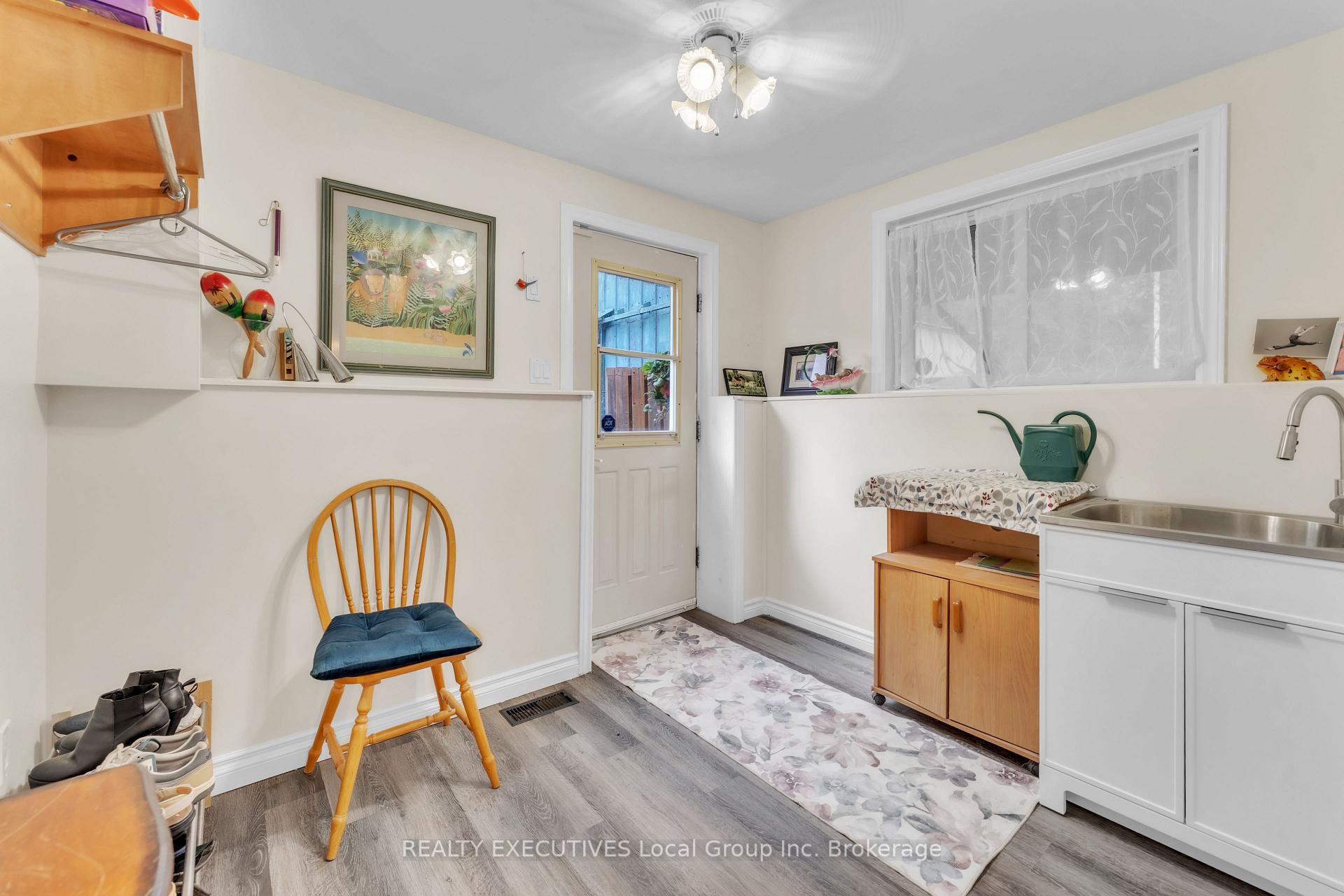 Photo 15 of 729 Laurier Avenue, North Bay, Central — HOMEH