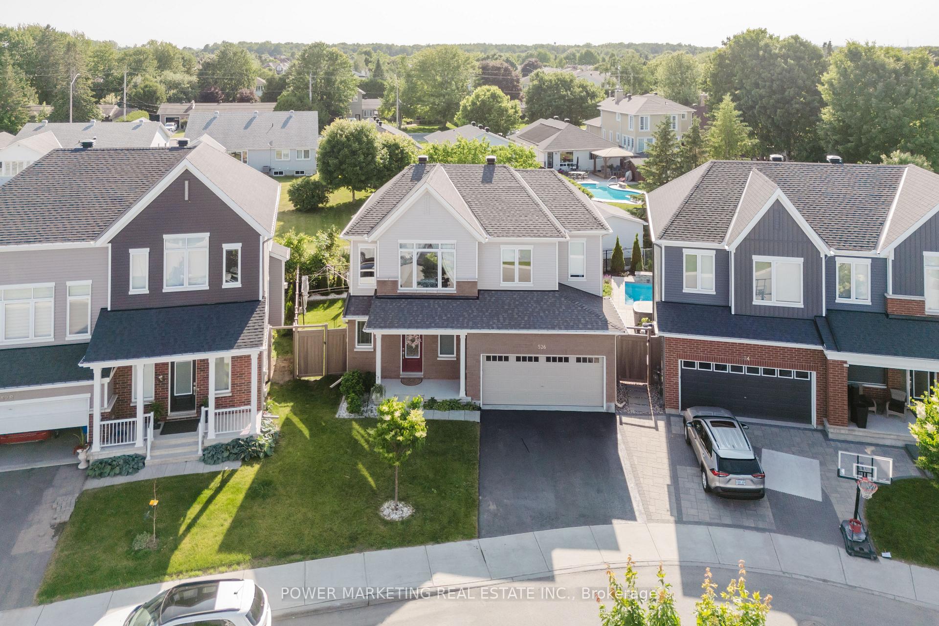 Photo 1 of 526 Ponthieu Circle, Ottawa, Chapel Hill South - Orleans Village — HOMEH