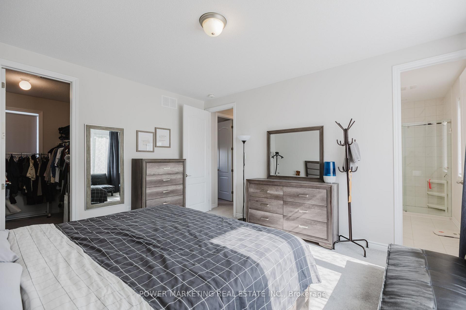 Photo 24 of 526 Ponthieu Circle, Ottawa, Chapel Hill South - Orleans Village — HOMEH
