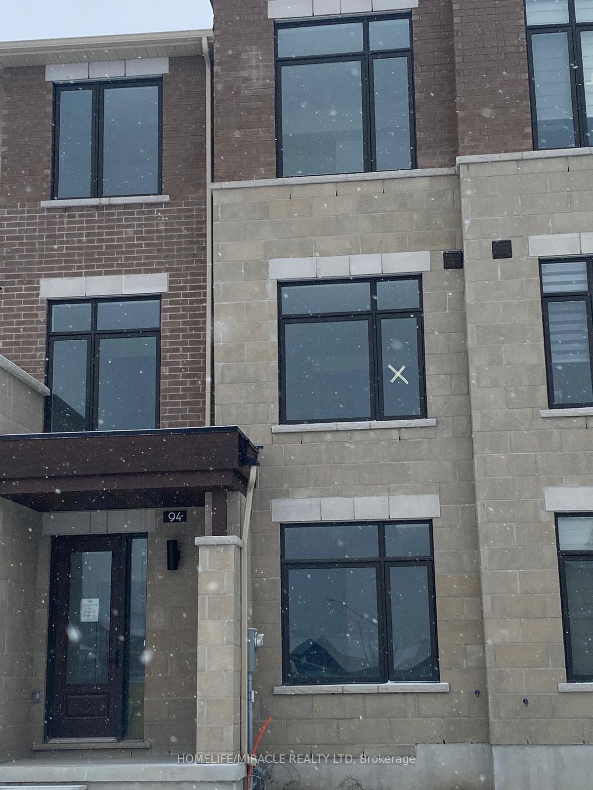 Photo 3 of 94 Robert Eaton Avenue, Markham, Middlefield — HOMEH