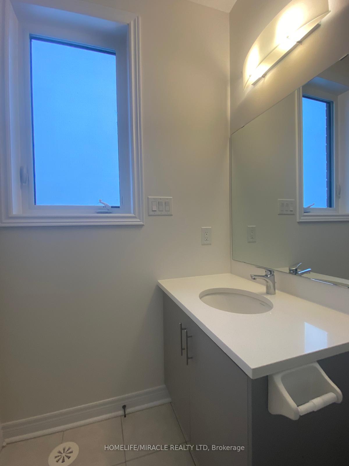 Photo 6 of 94 Robert Eaton Avenue, Markham, Middlefield — HOMEH