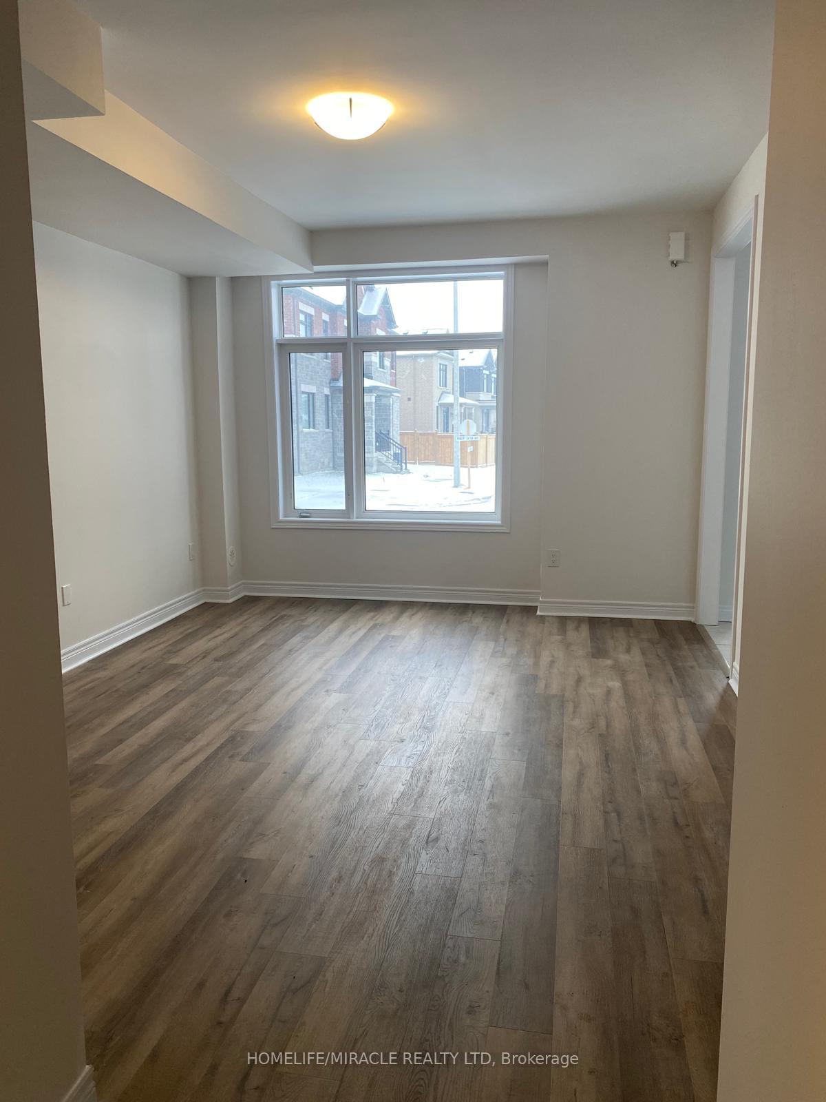 Photo 28 of 94 Robert Eaton Avenue, Markham, Middlefield — HOMEH