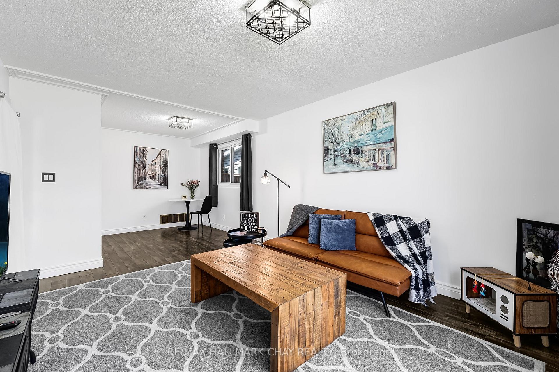 Photo 5 of 185 Tupper Street W, New Tecumseth, Alliston — HOMEH