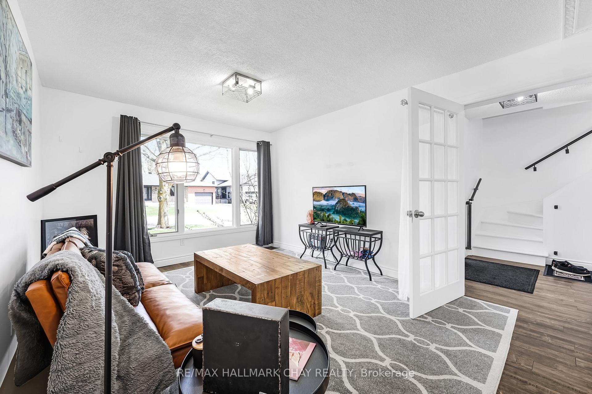 Photo 7 of 185 Tupper Street W, New Tecumseth, Alliston — HOMEH