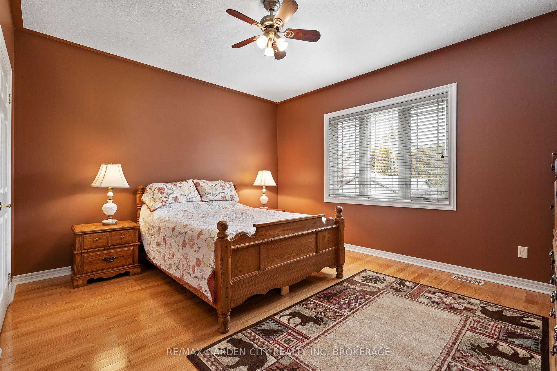 Photo 13 of 39 Willson Crossing Court, Pelham, Fonthill — HOMEH