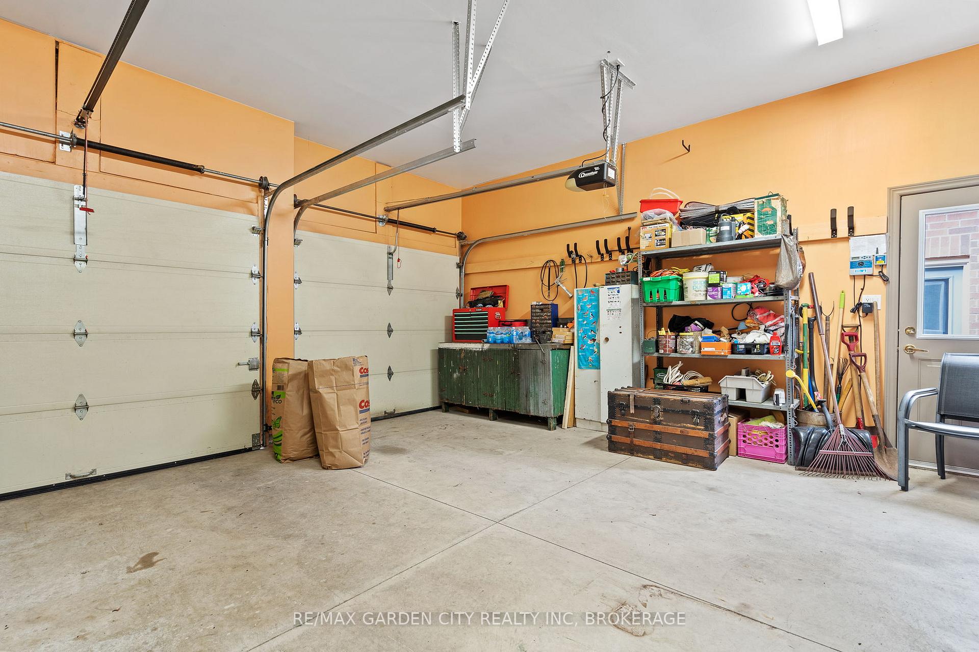 Photo 31 of 39 Willson Crossing Court, Pelham, Fonthill — HOMEH
