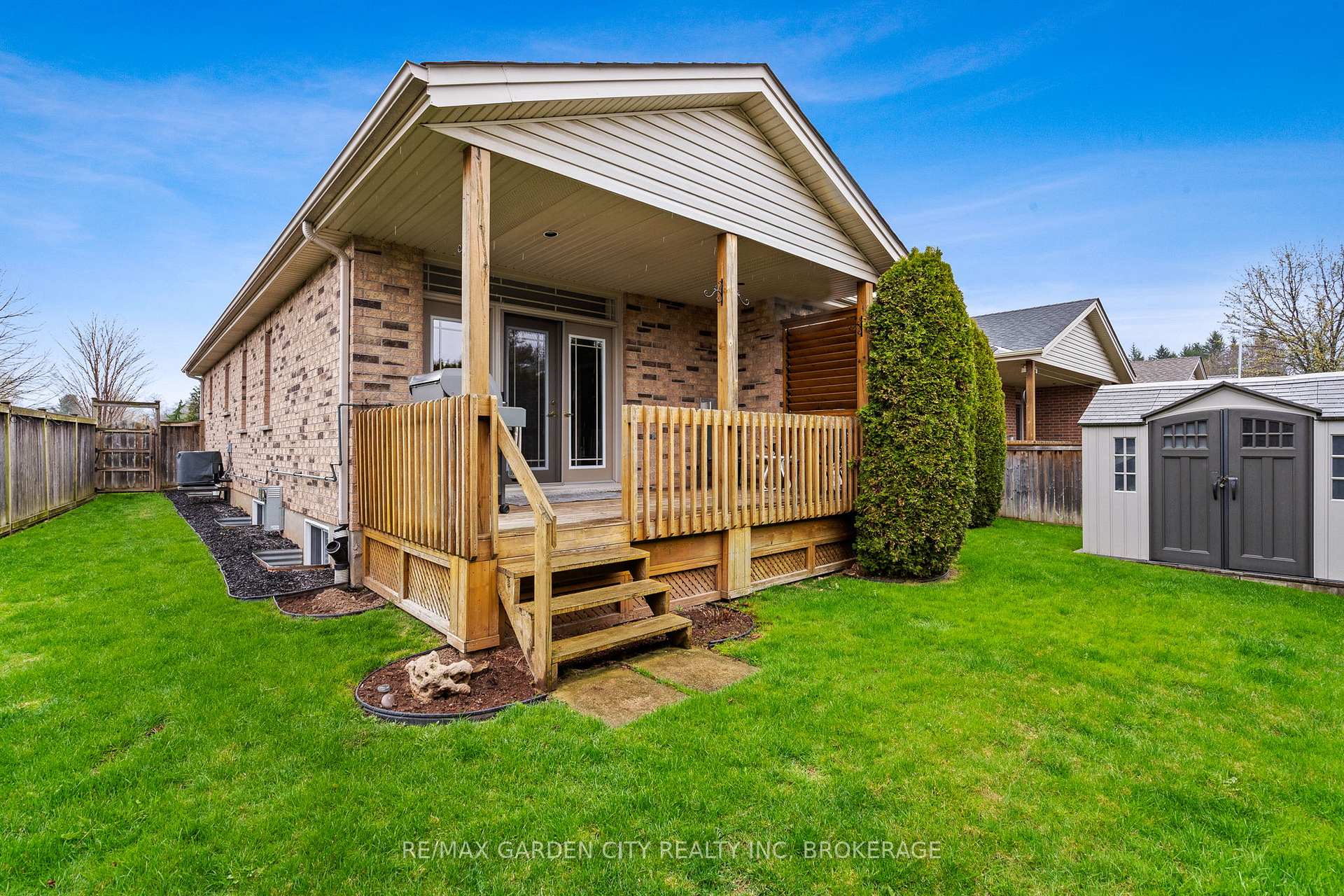 Photo 33 of 39 Willson Crossing Court, Pelham, Fonthill — HOMEH