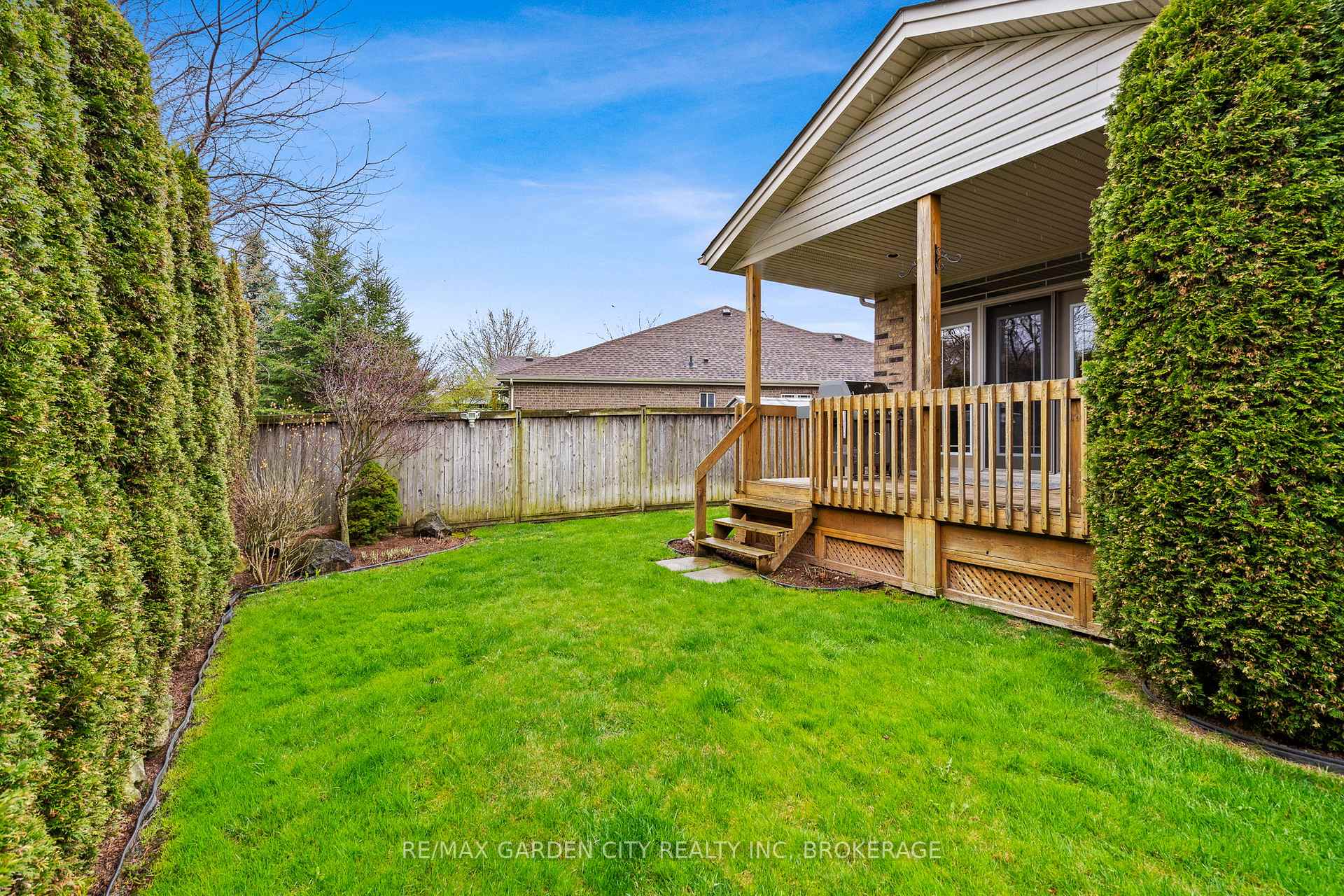 Photo 34 of 39 Willson Crossing Court, Pelham, Fonthill — HOMEH