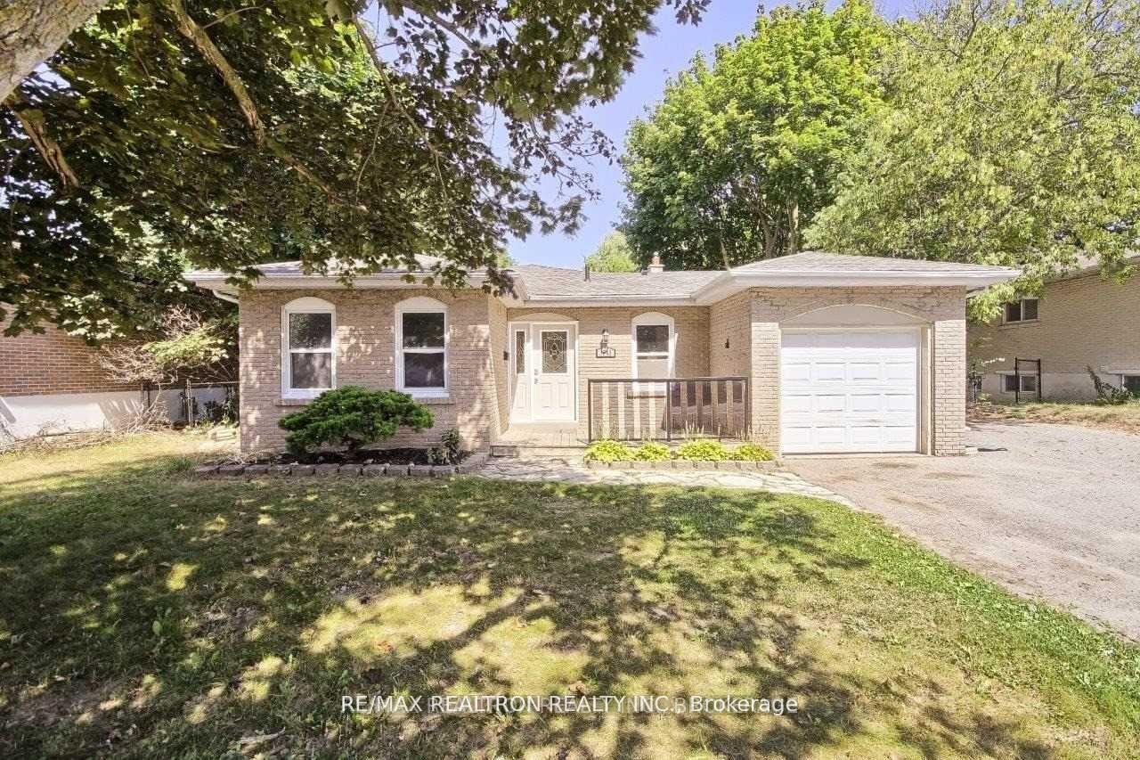 Photo 1 of Unit Main, 1043 Lemar Road, Newmarket, Gorham-College Manor — HOMEH