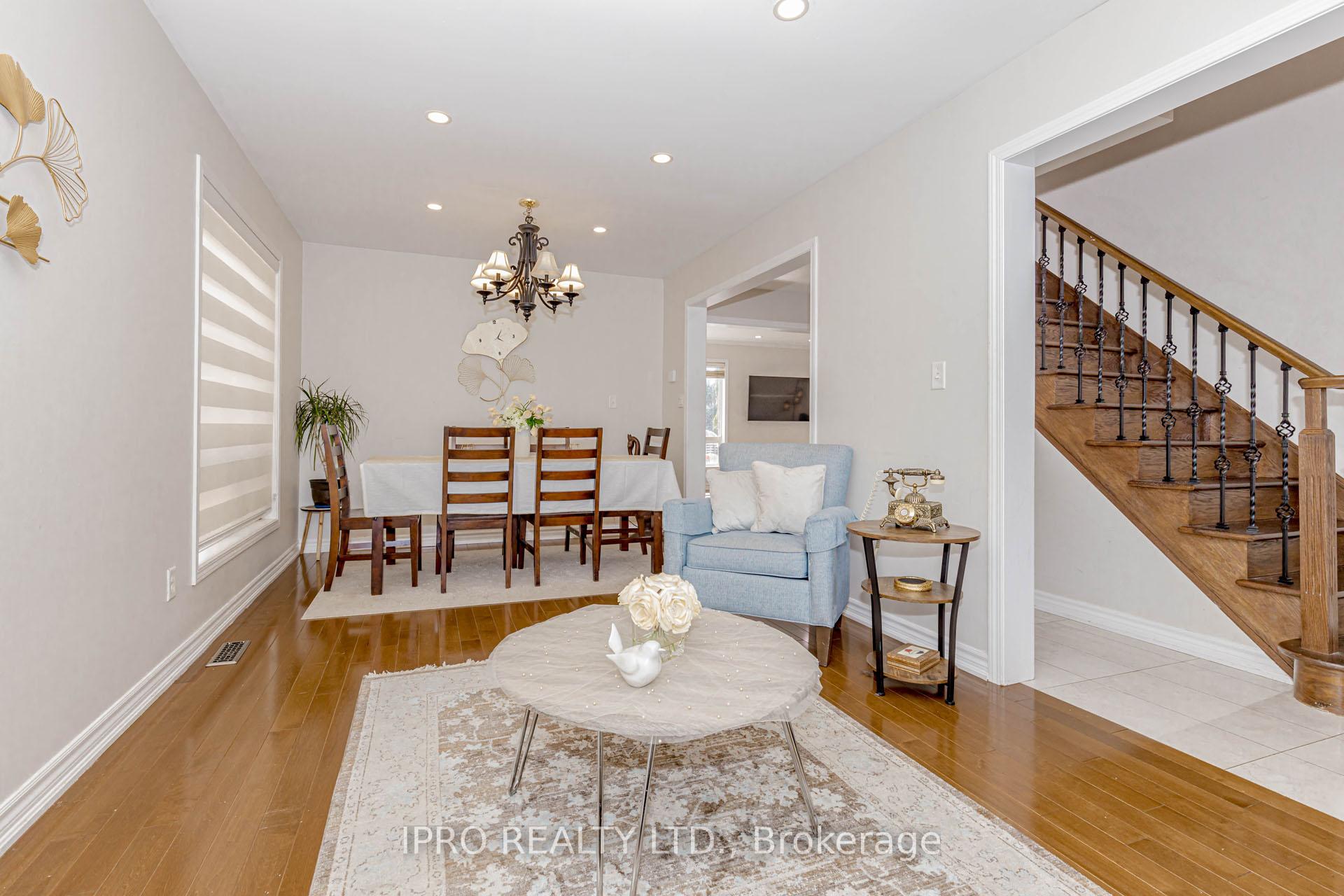 Photo 8 of 900 Mcneil Drive, Milton, Beaty — HOMEH