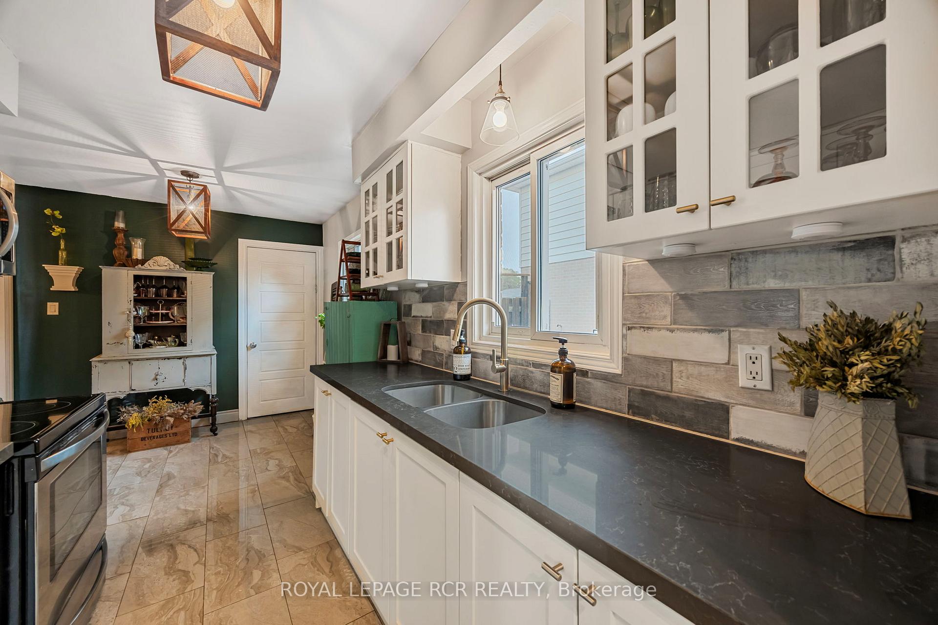 Photo 23 of 14 Mcmulkin Street, New Tecumseth, Alliston — HOMEH
